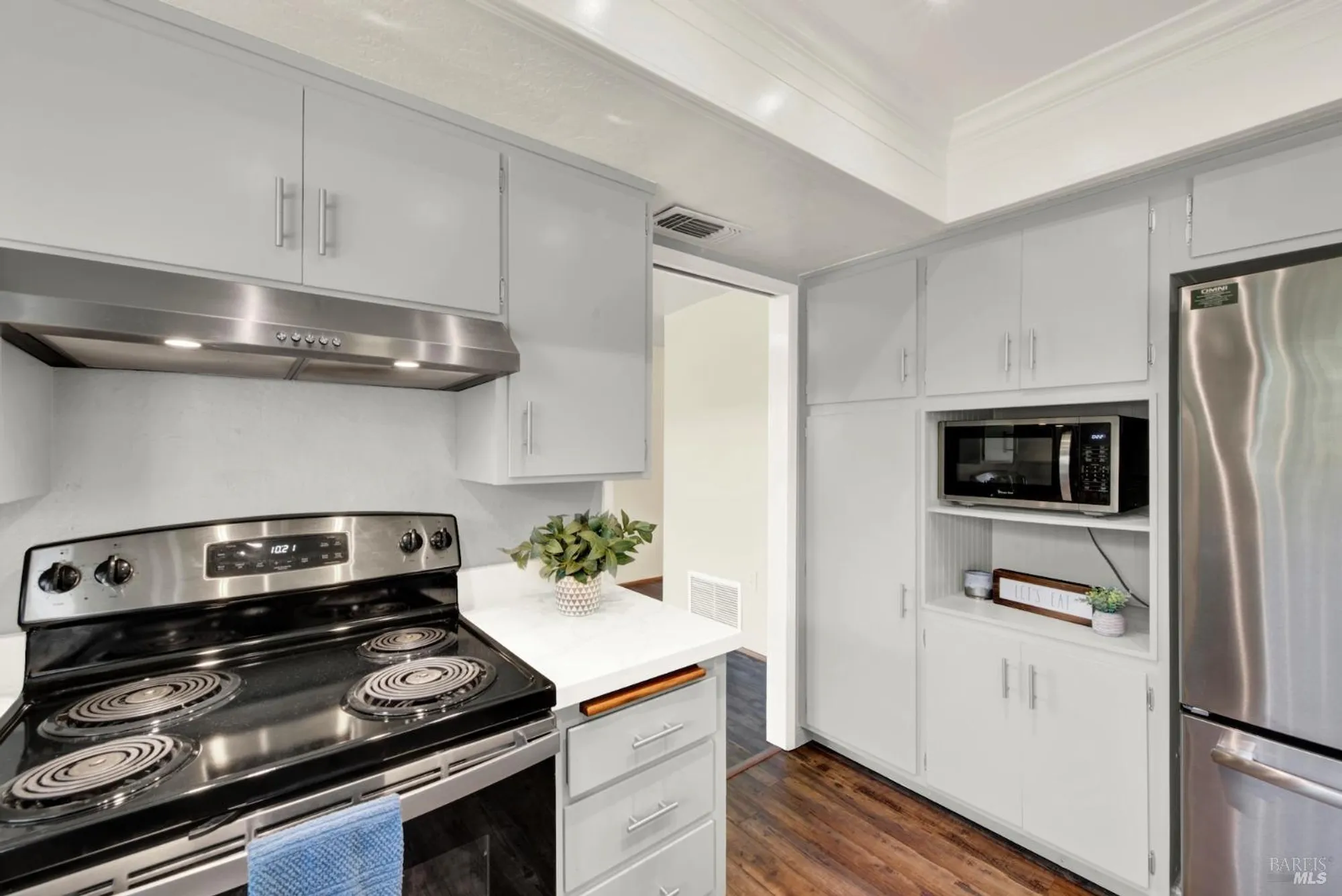Property Slideshow image 25 of 68 | 162 isle royale cir, Vacaville, CA, 95687