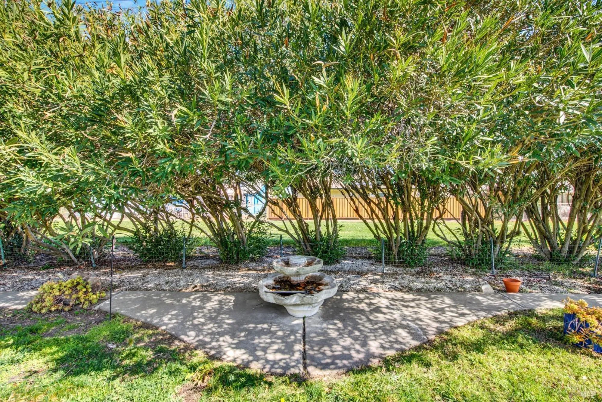Property Slideshow image 63 of 68 | 162 isle royale cir, Vacaville, CA, 95687