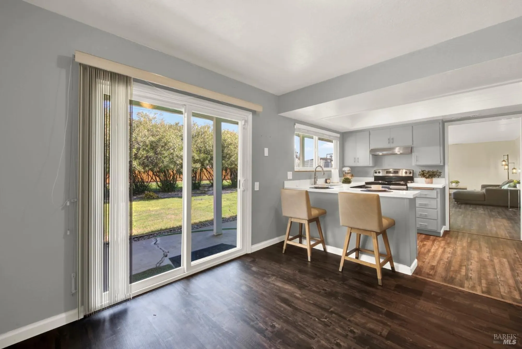 Property Slideshow image 34 of 68 | 162 isle royale cir, Vacaville, CA, 95687
