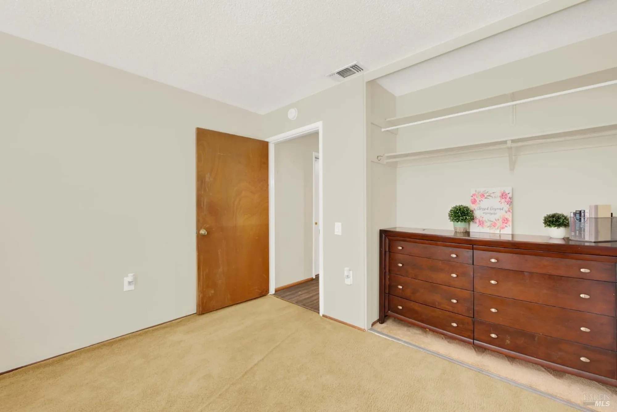 Property Slideshow image 40 of 68 | 162 isle royale cir, Vacaville, CA, 95687
