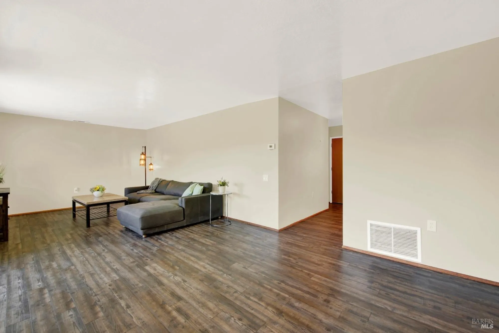 Property Slideshow image 17 of 68 | 162 isle royale cir, Vacaville, CA, 95687