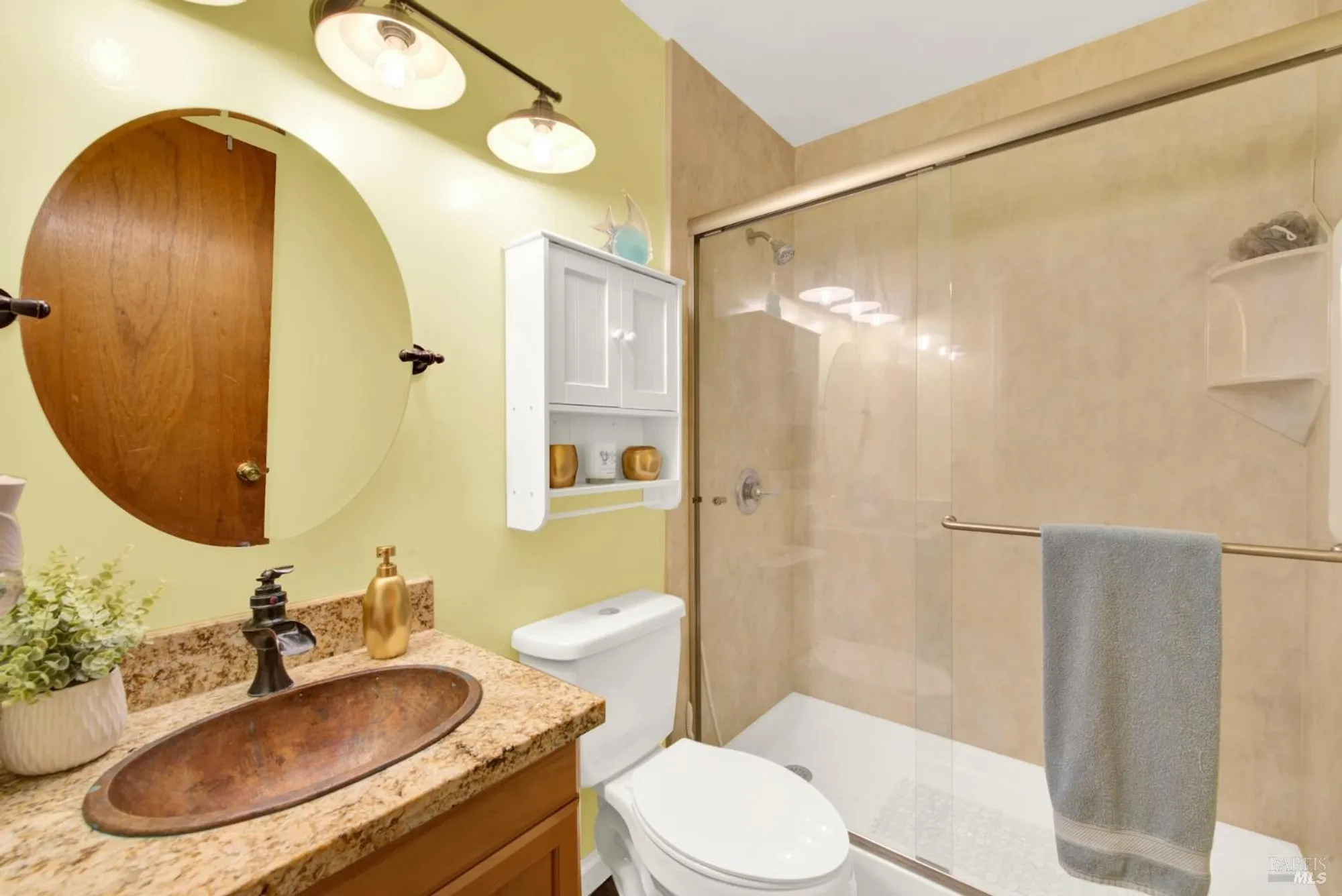 Property Slideshow image 42 of 68 | 162 isle royale cir, Vacaville, CA, 95687