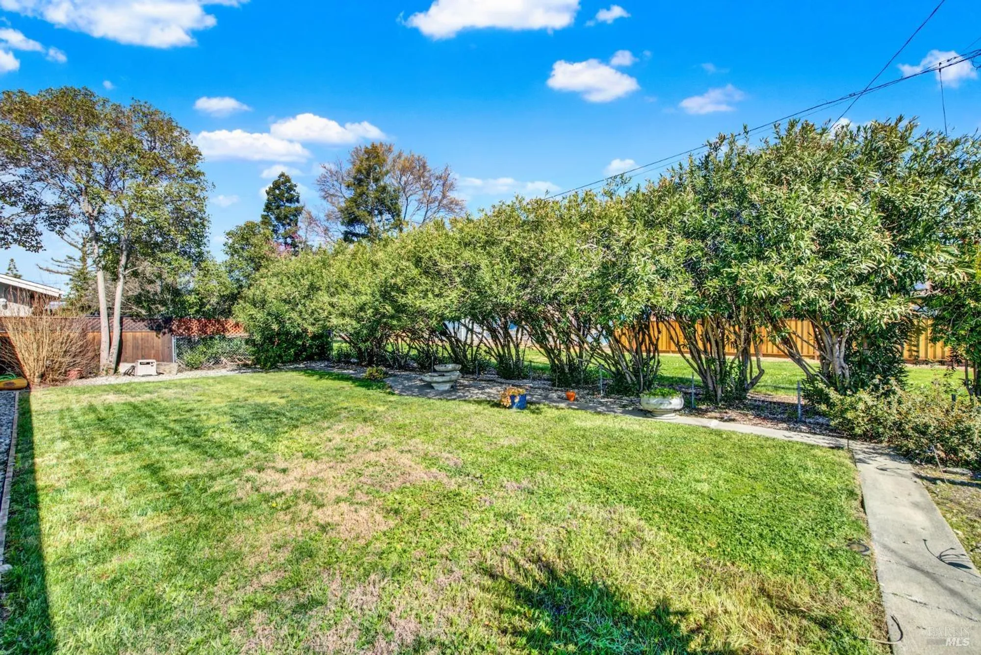 Property Slideshow image 53 of 68 | 162 isle royale cir, Vacaville, CA, 95687