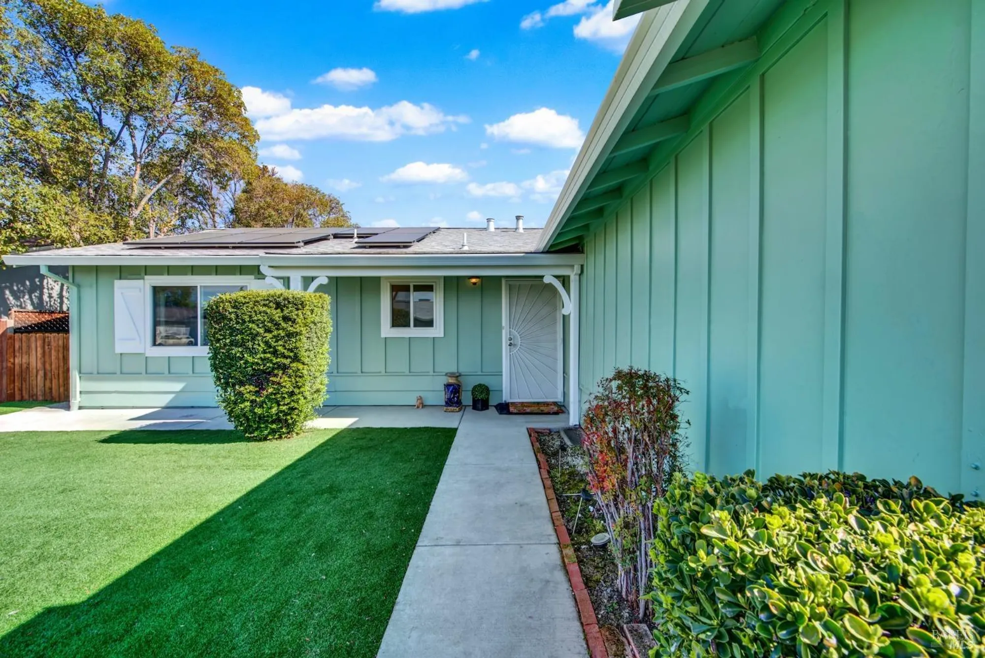 Property Slideshow image 6 of 68 | 162 isle royale cir, Vacaville, CA, 95687