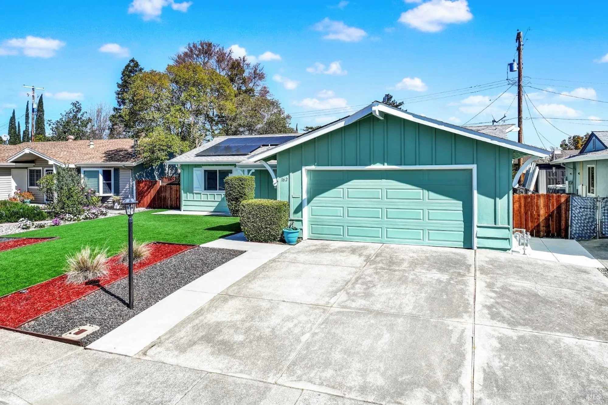 Property Slideshow image 2 of 68 | 162 isle royale cir, Vacaville, CA, 95687