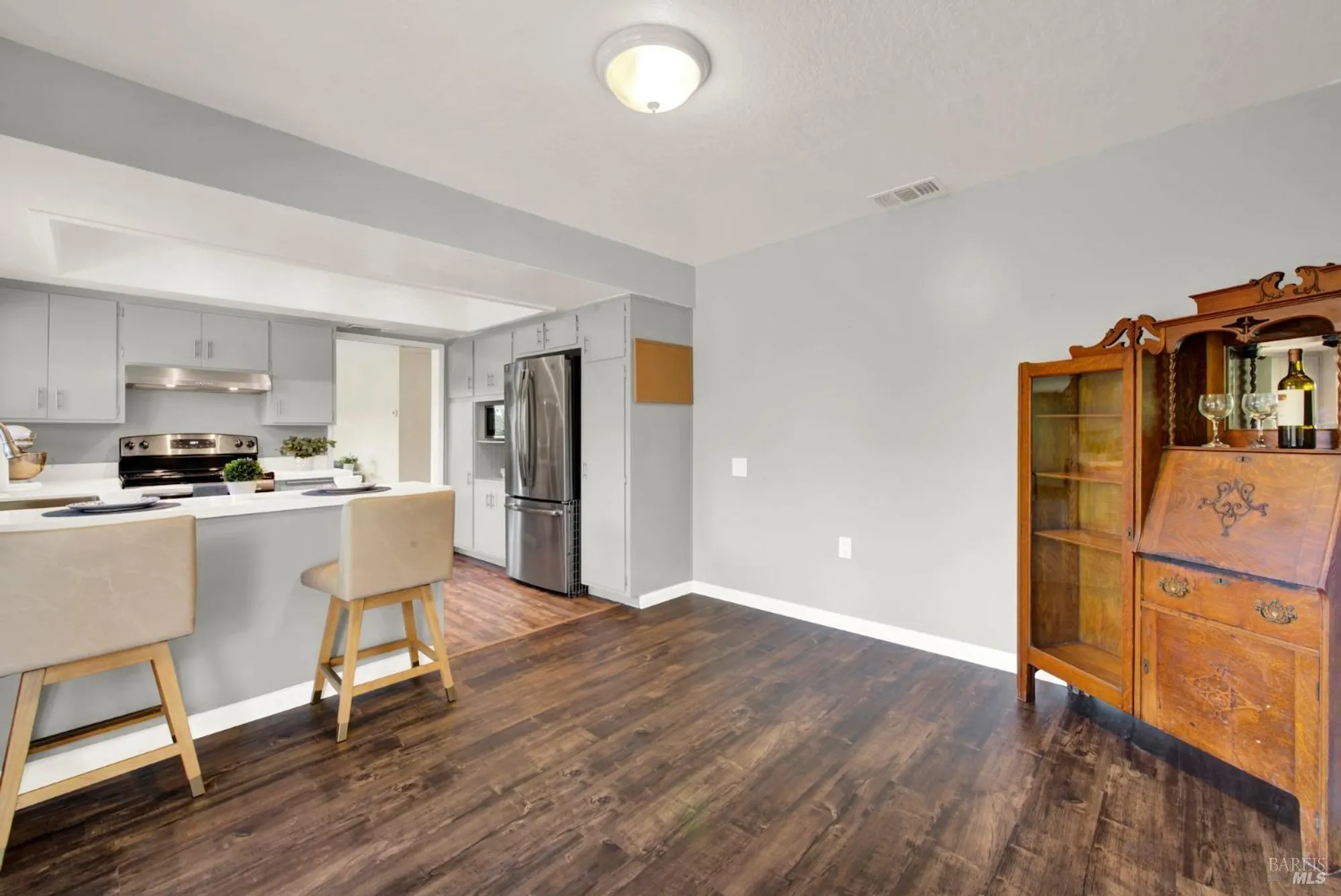 Property Slideshow image 33 of 68 | 162 isle royale cir, Vacaville, CA, 95687