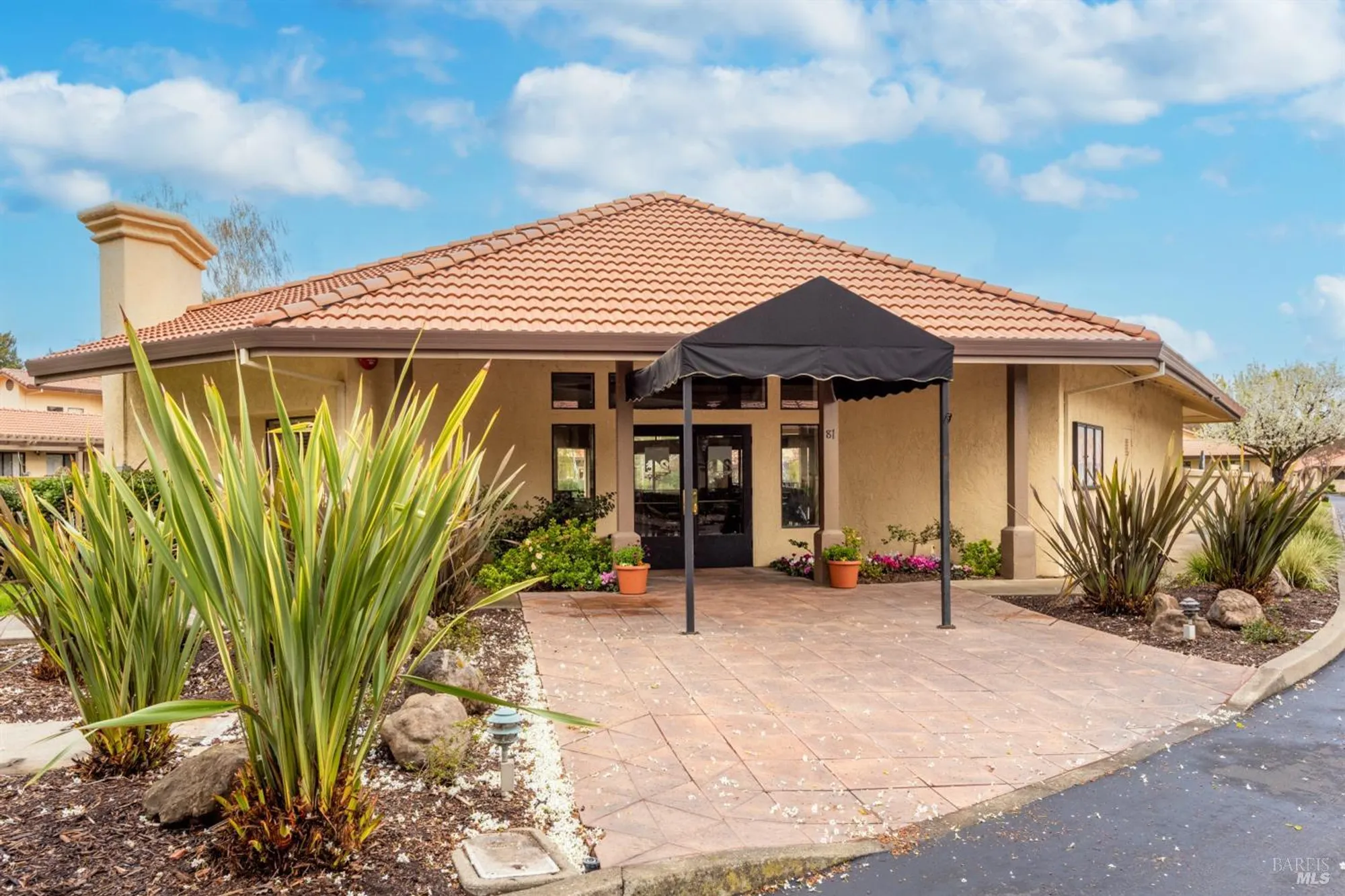 Property Slideshow image 40 of 42 | 43 fountain grove cir, Napa, CA, 94558