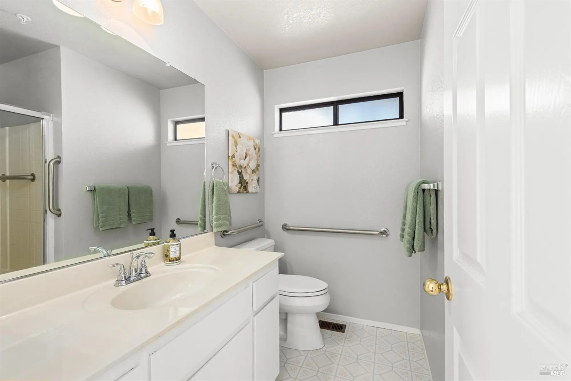 Property Slideshow image 29 of 42 | 43 fountain grove cir, Napa, CA, 94558