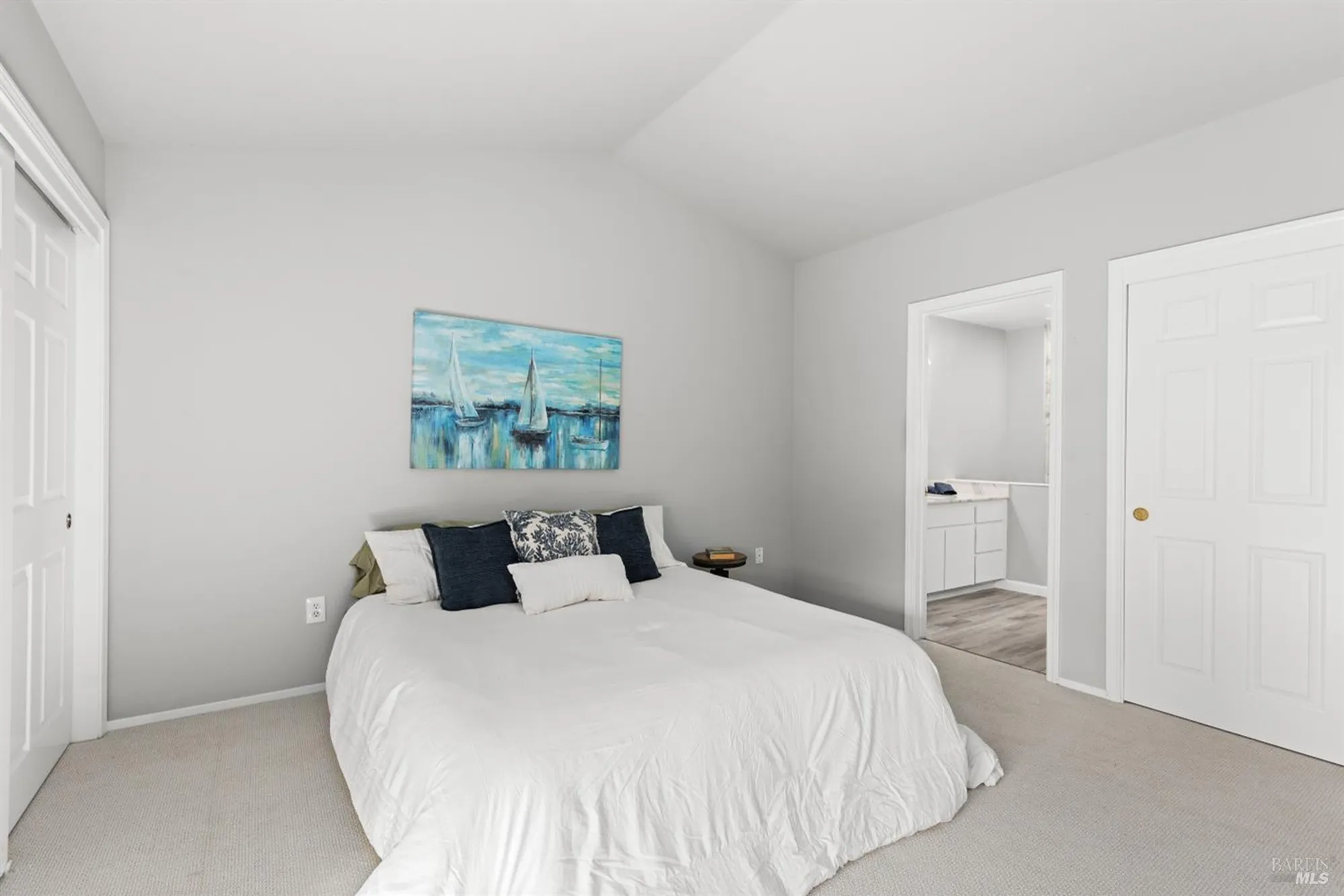 Property Slideshow image 25 of 42 | 43 fountain grove cir, Napa, CA, 94558