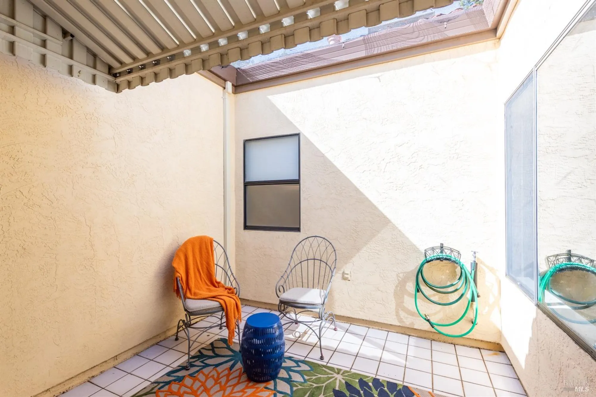 Property Slideshow image 23 of 42 | 43 fountain grove cir, Napa, CA, 94558