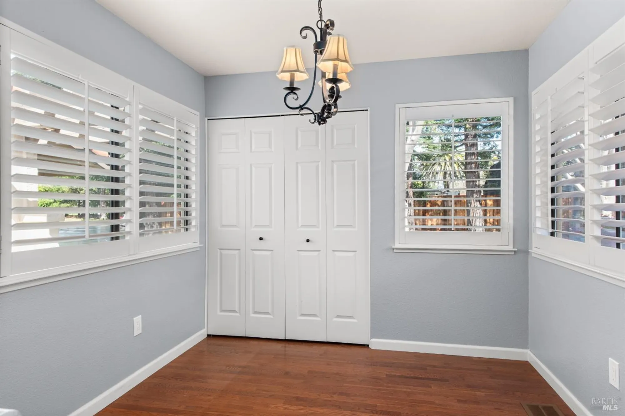 Property Slideshow image 14 of 42 | 43 fountain grove cir, Napa, CA, 94558