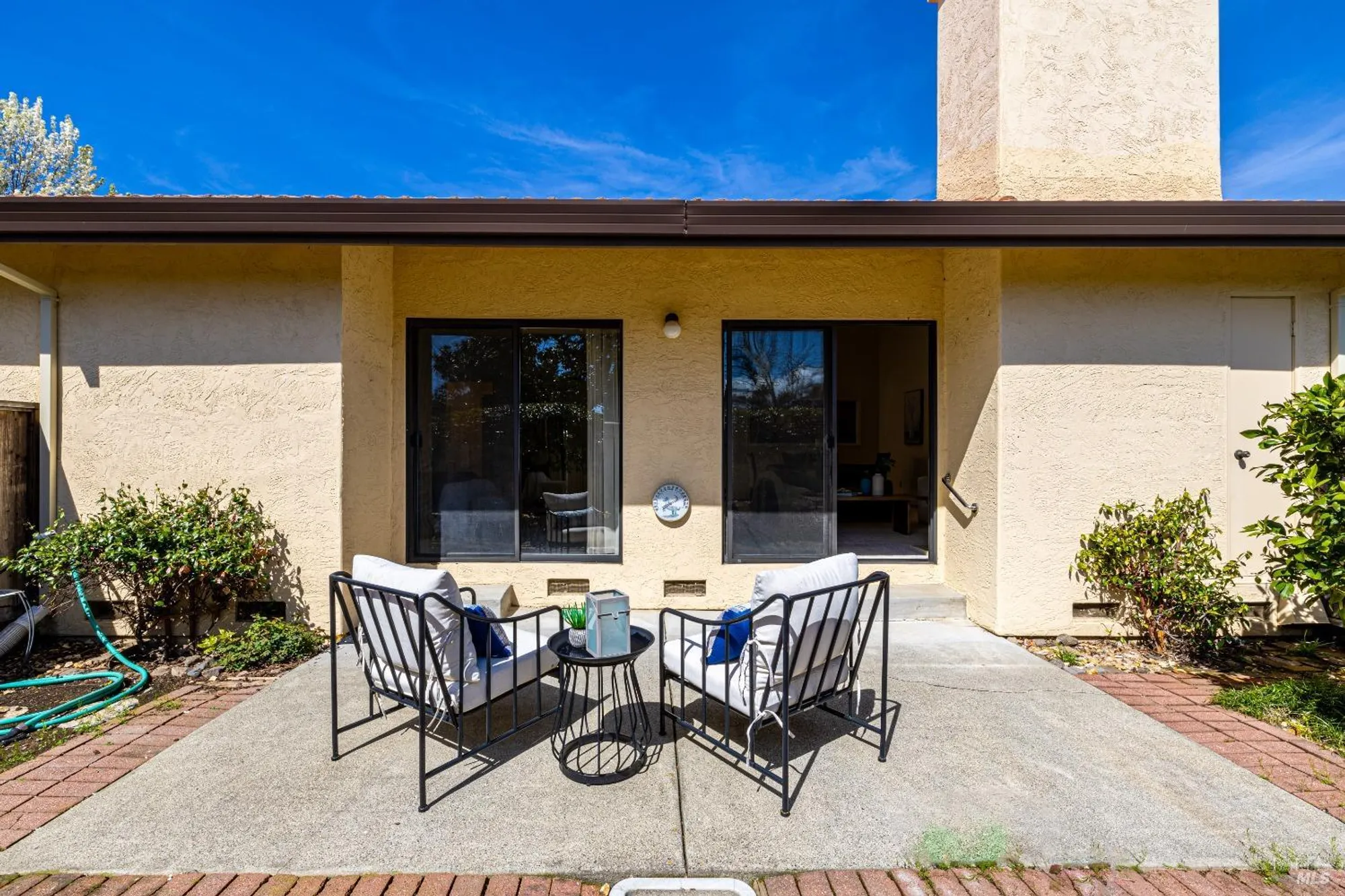 Property Slideshow image 17 of 23 | 79 fountain grove cir, Napa, CA, 94558