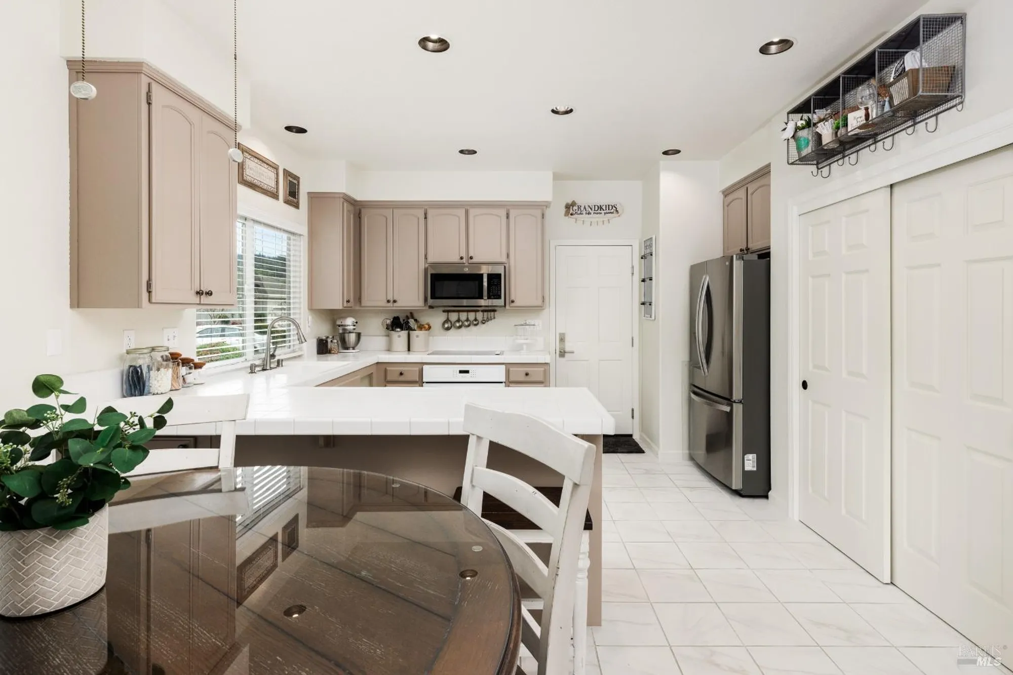 Property Slideshow image 9 of 27 | 6749 wintergreen ct, Santa Rosa, CA, 95409