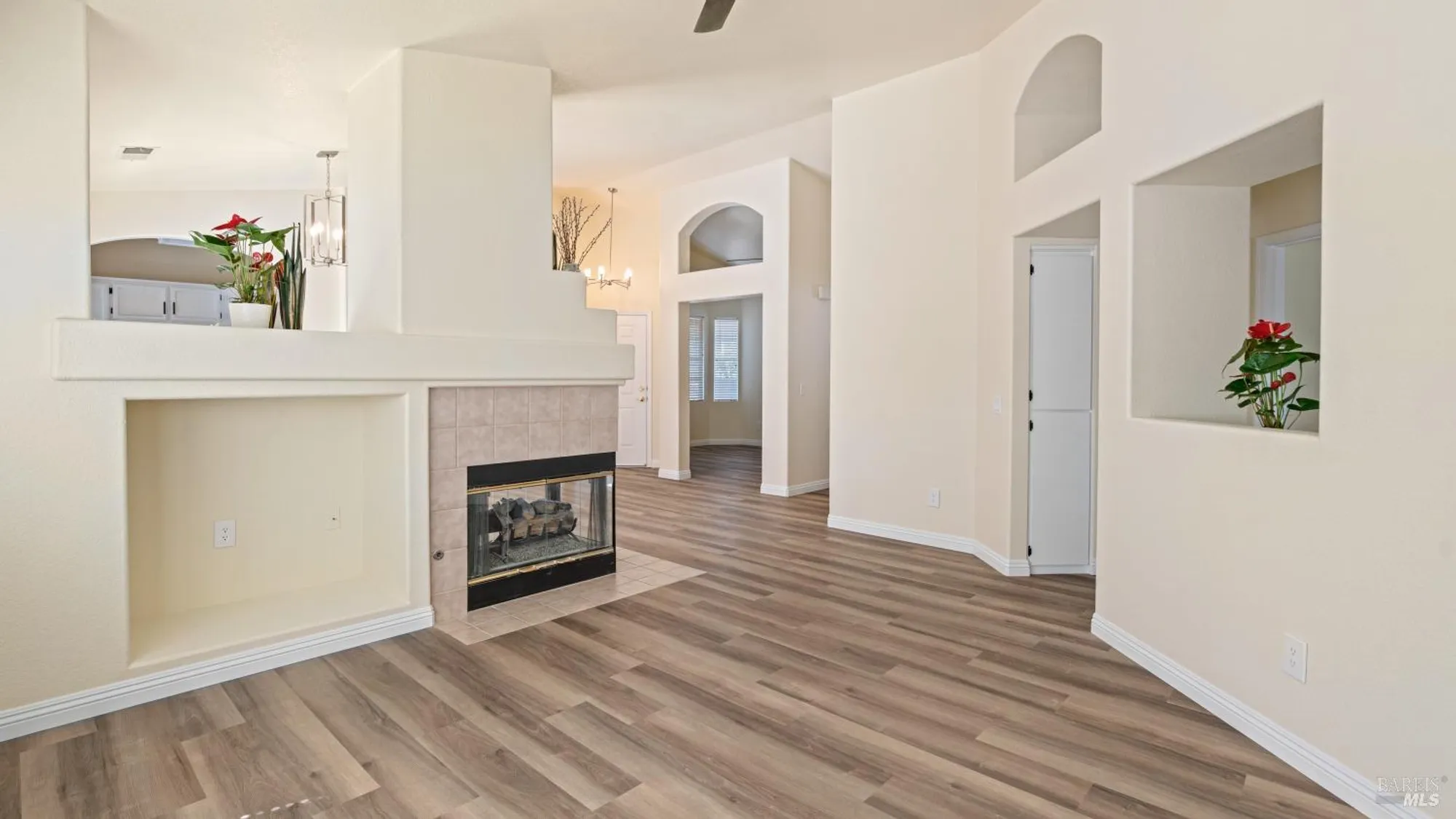 Property Slideshow image 14 of 23 | 424 mandarin cir, Vacaville, CA, 95687