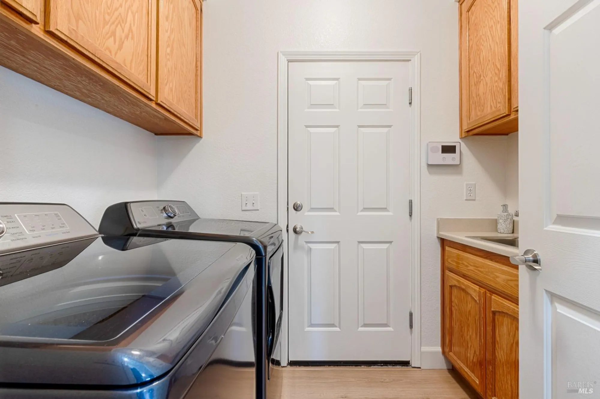 Property Slideshow image 43 of 55 | 6259 meadowstone dr, Santa Rosa, CA, 95409