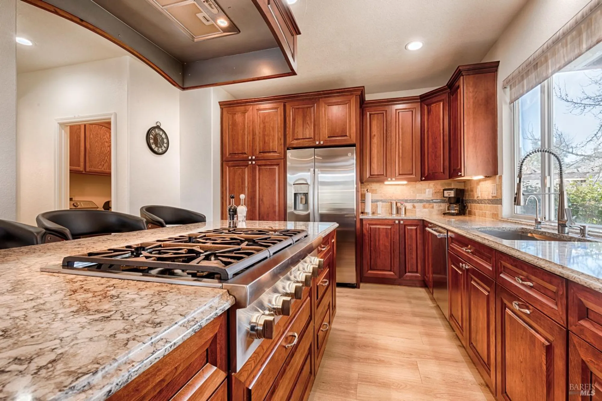 Property Slideshow image 21 of 55 | 6259 meadowstone dr, Santa Rosa, CA, 95409