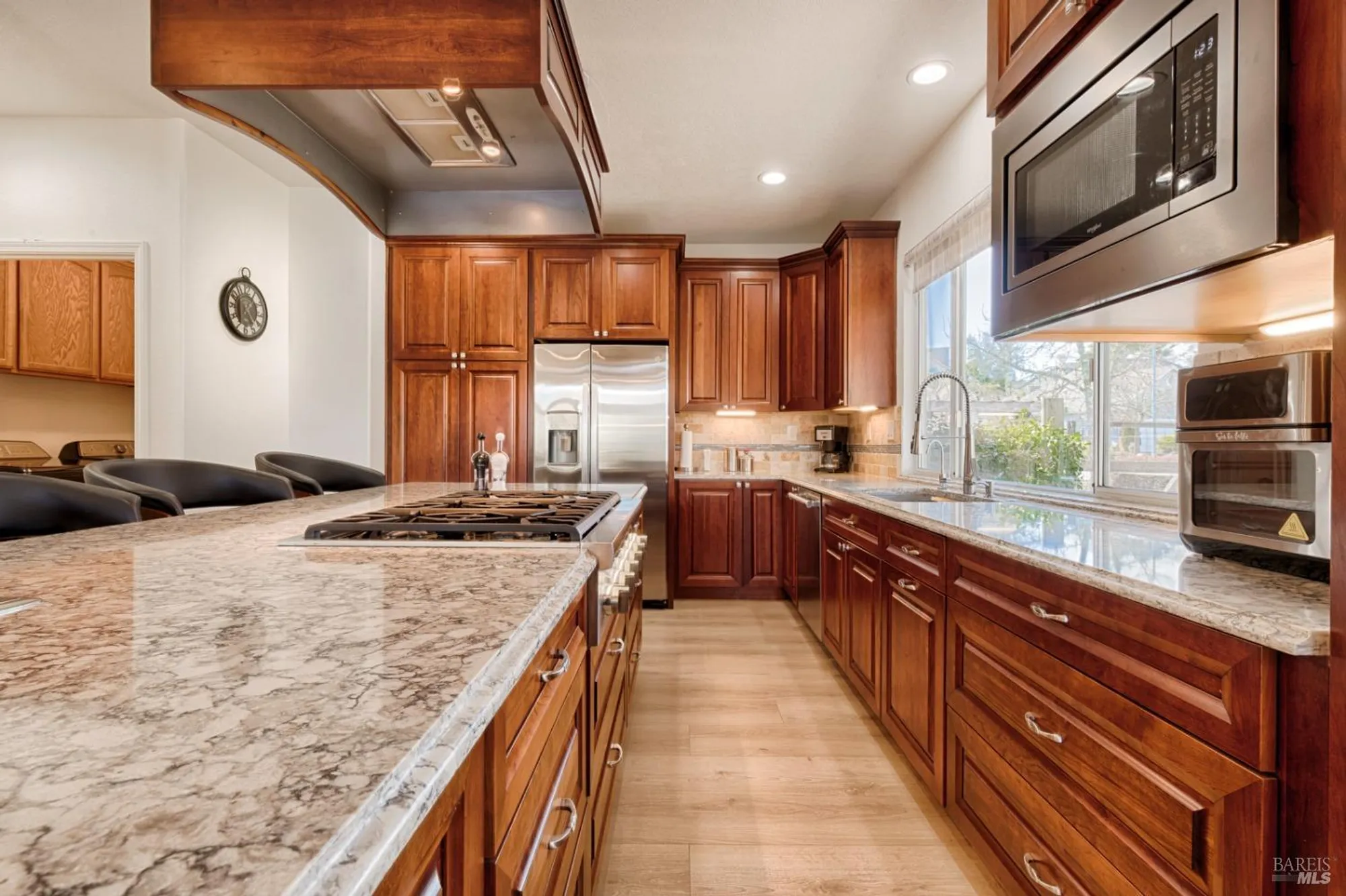 Property Slideshow image 22 of 55 | 6259 meadowstone dr, Santa Rosa, CA, 95409