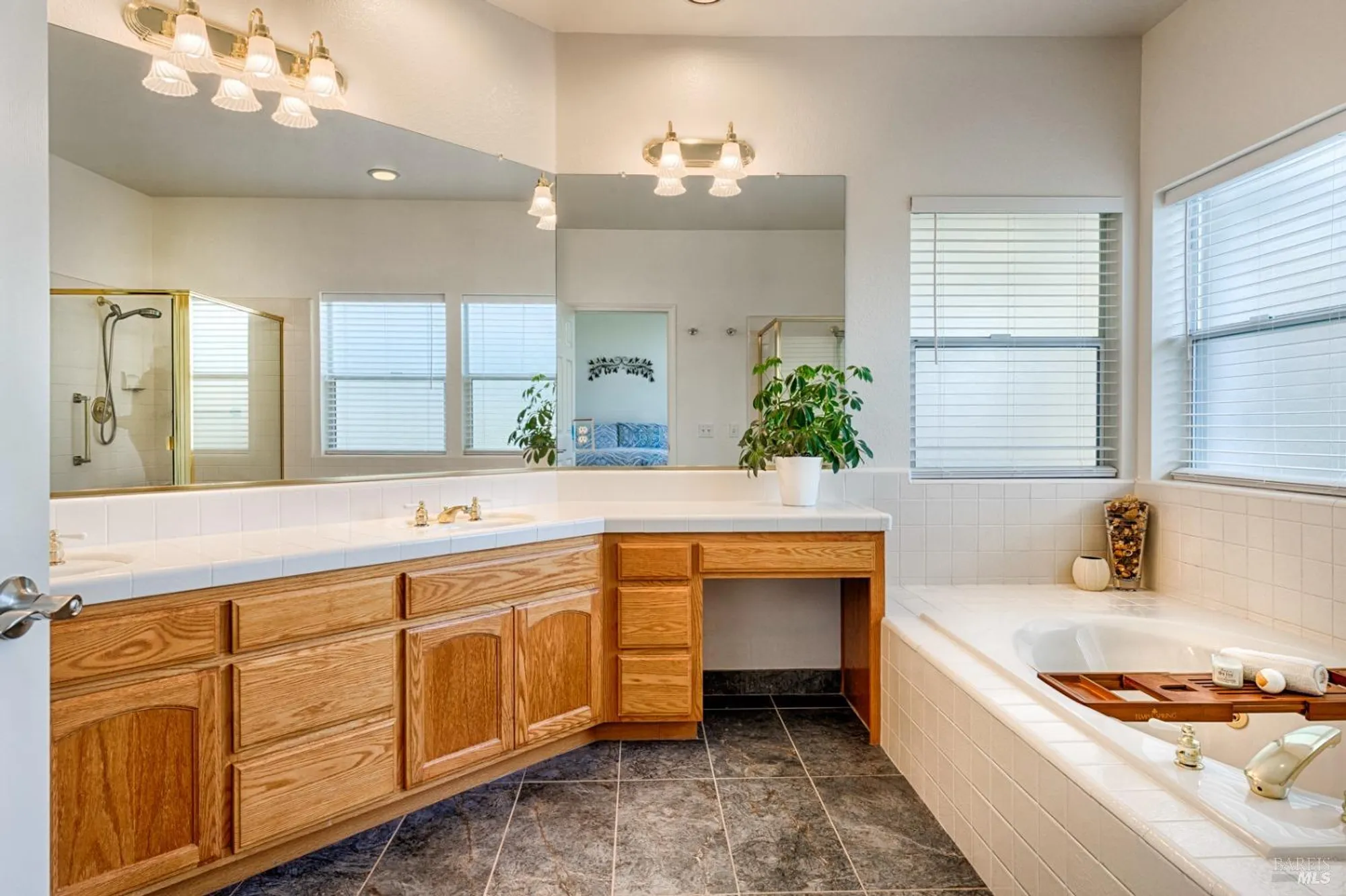 Property Slideshow image 32 of 55 | 6259 meadowstone dr, Santa Rosa, CA, 95409