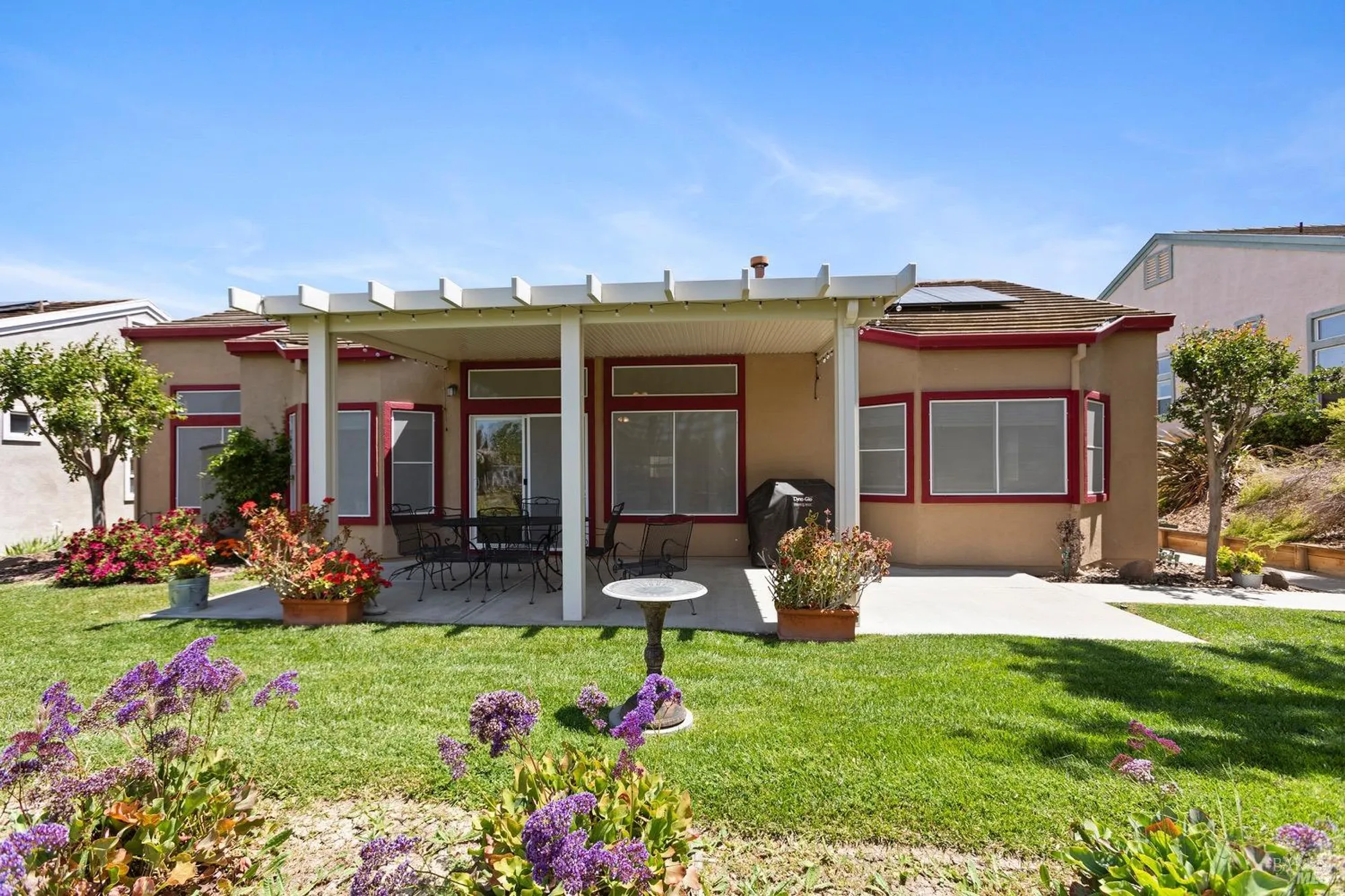 Property Slideshow image 10 of 40 | 573 laurel pl, Rio Vista, CA, 94571