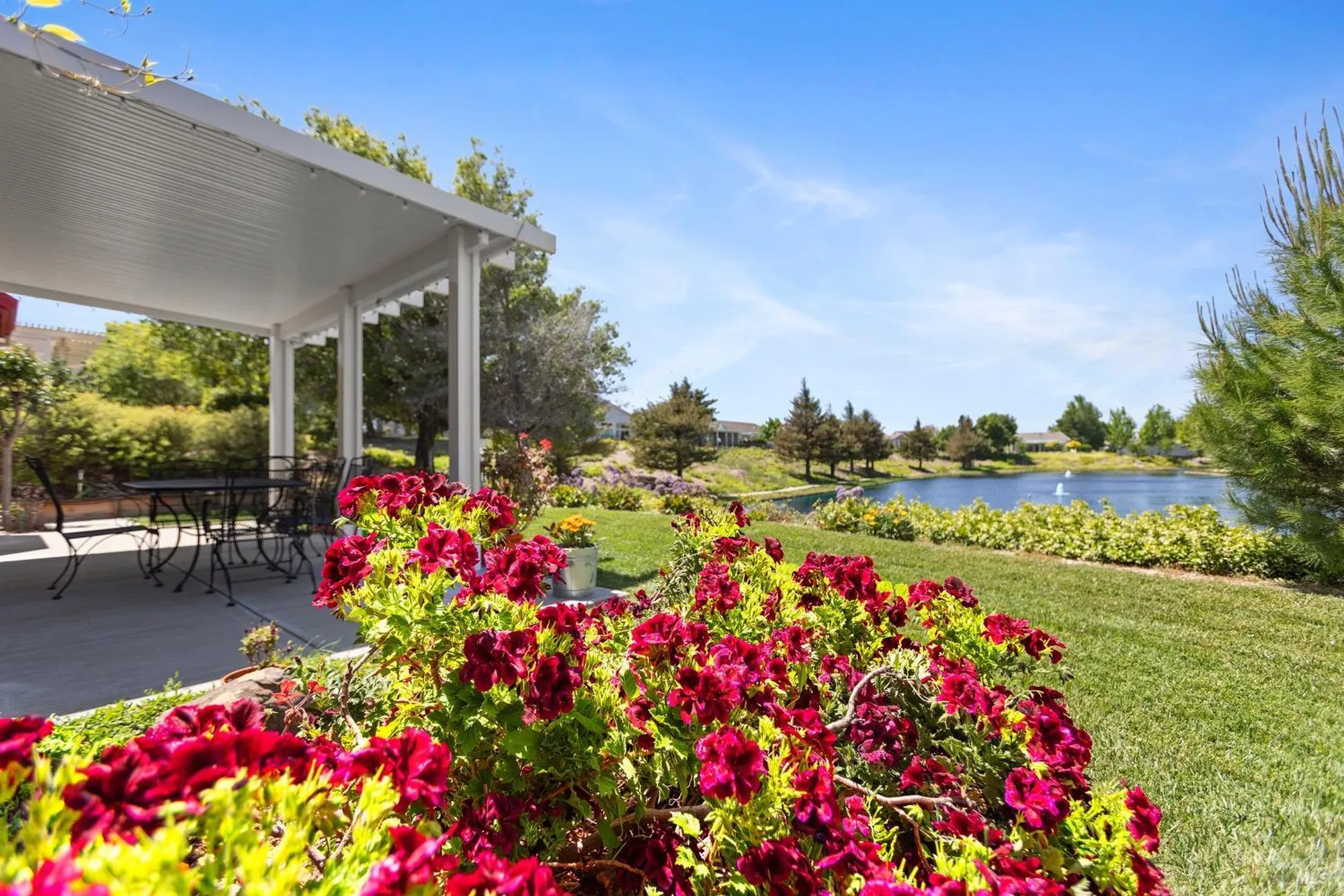 Property Slideshow image 9 of 40 | 573 laurel pl, Rio Vista, CA, 94571