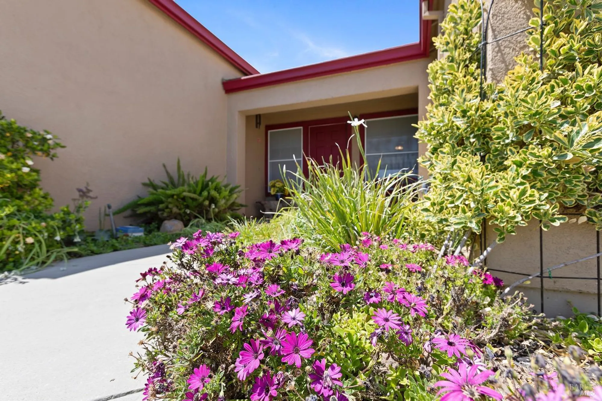 Property Slideshow image 3 of 40 | 573 laurel pl, Rio Vista, CA, 94571