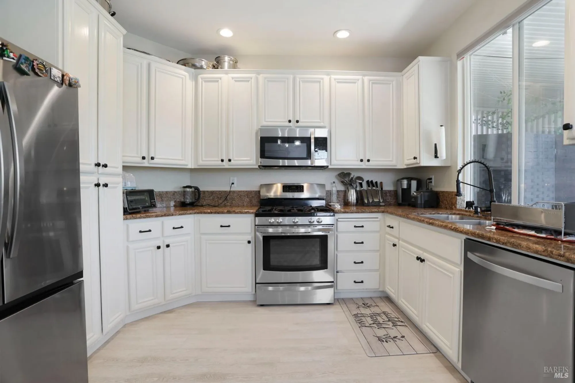 Property Slideshow image 14 of 33 | 234 cedar ridge dr, Rio Vista, CA, 94571