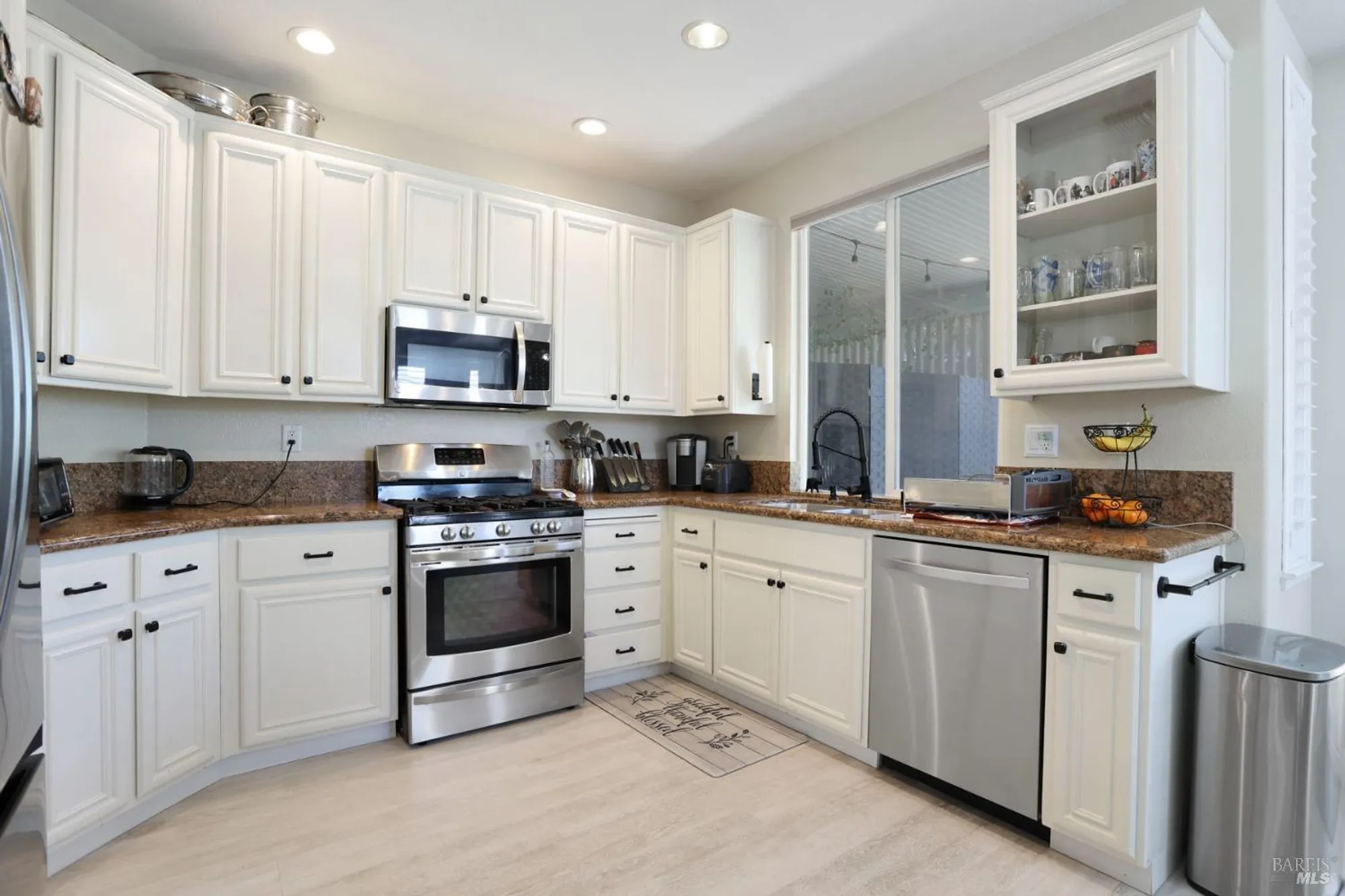 Property Slideshow image 12 of 33 | 234 cedar ridge dr, Rio Vista, CA, 94571