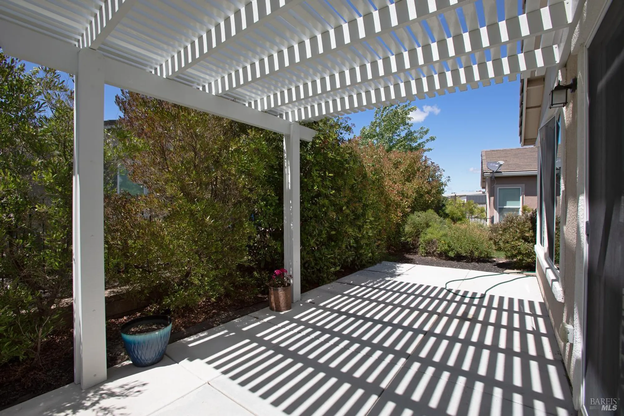 Property Slideshow image 7 of 29 | 292 harvest hills ln, Rio Vista, CA, 94571