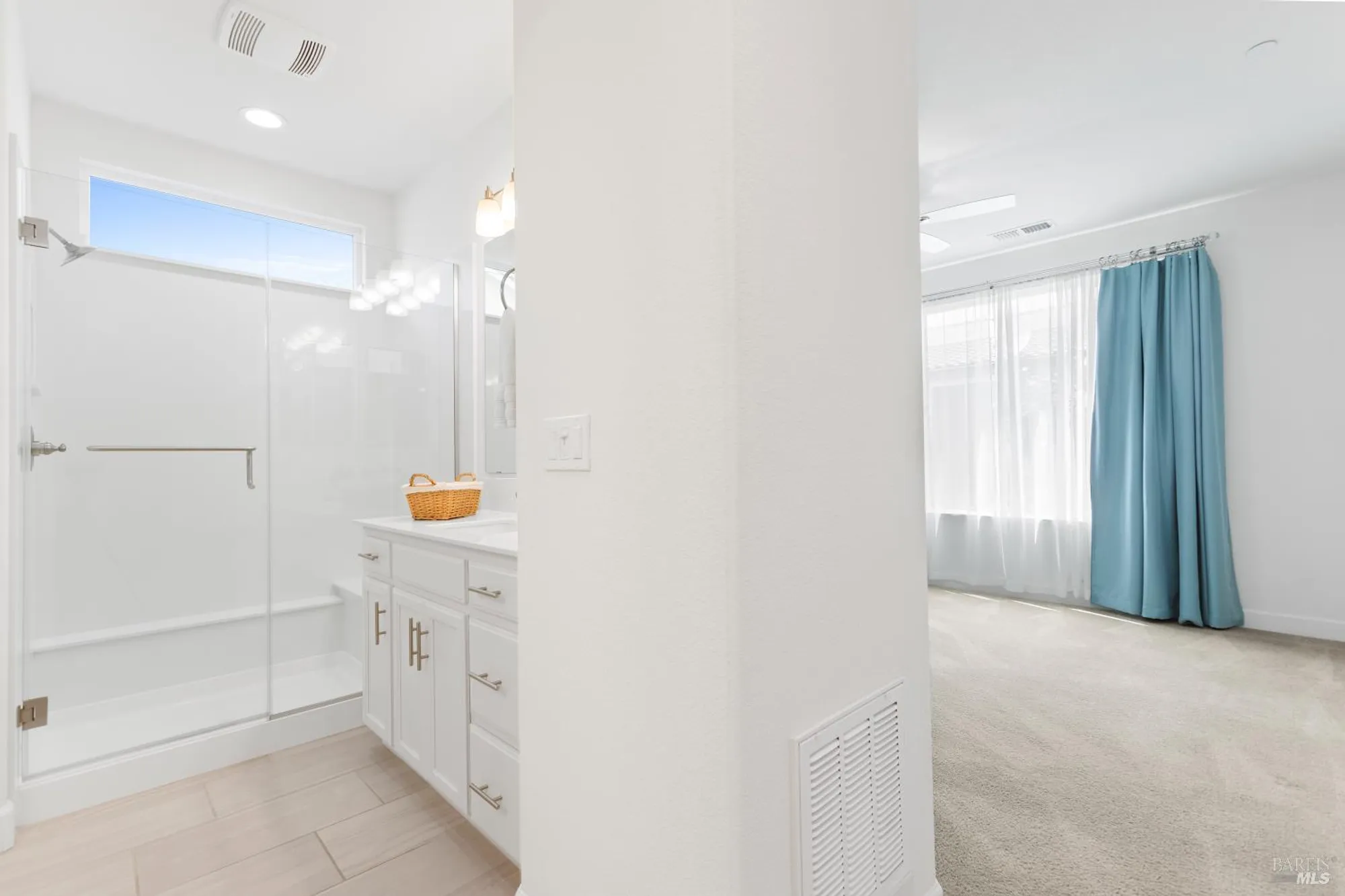 Property Slideshow image 15 of 29 | 292 harvest hills ln, Rio Vista, CA, 94571