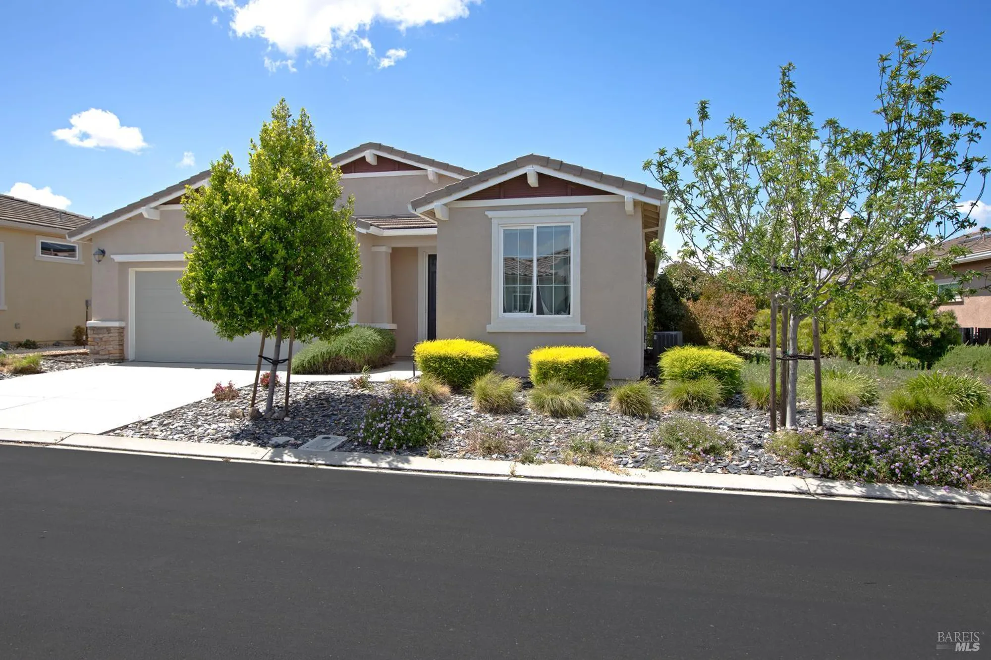 Property Slideshow image 3 of 29 | 292 harvest hills ln, Rio Vista, CA, 94571