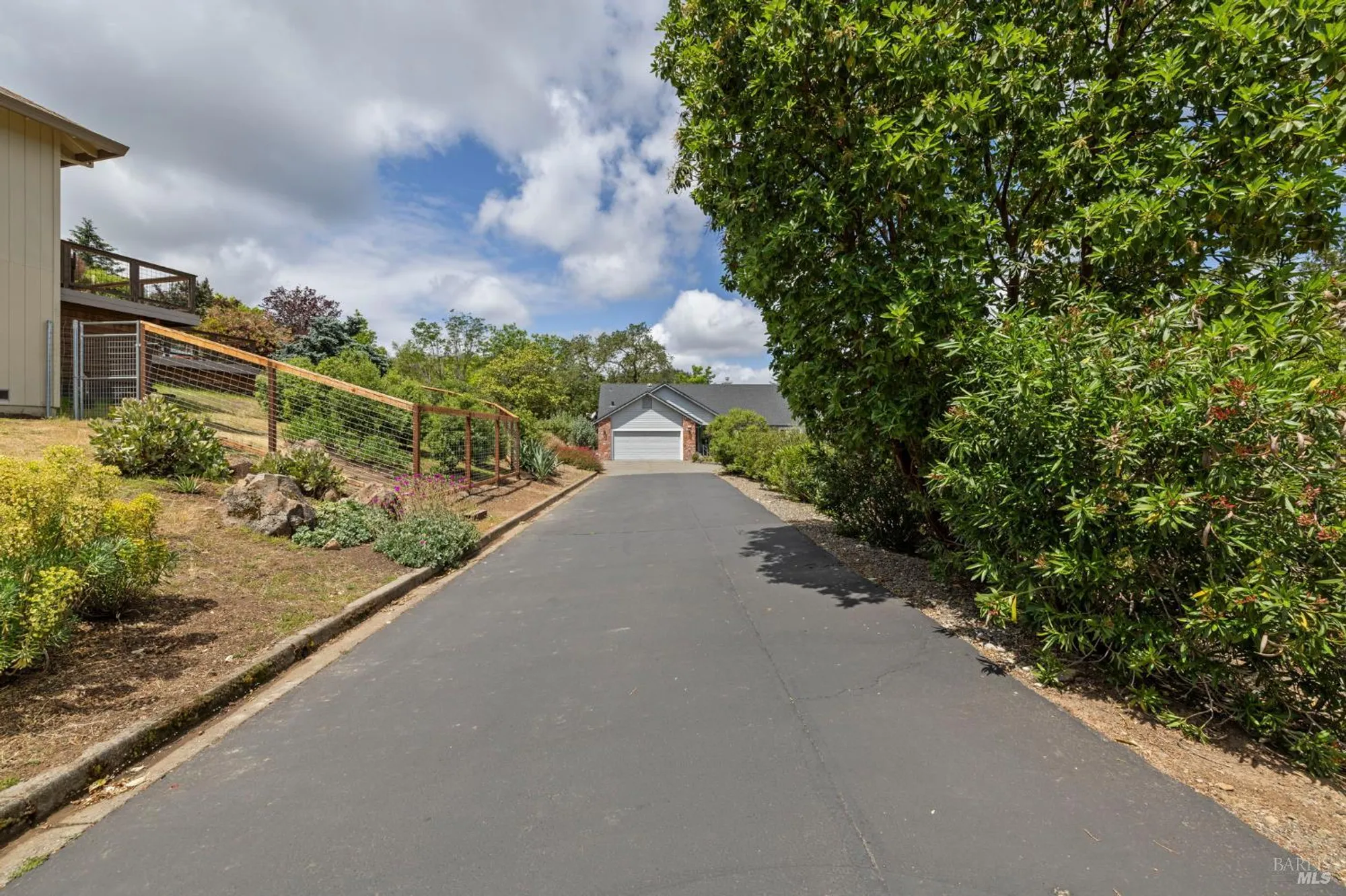 Property Slideshow image 8 of 81 | 405 crestridge pl, Santa Rosa, CA, 95409