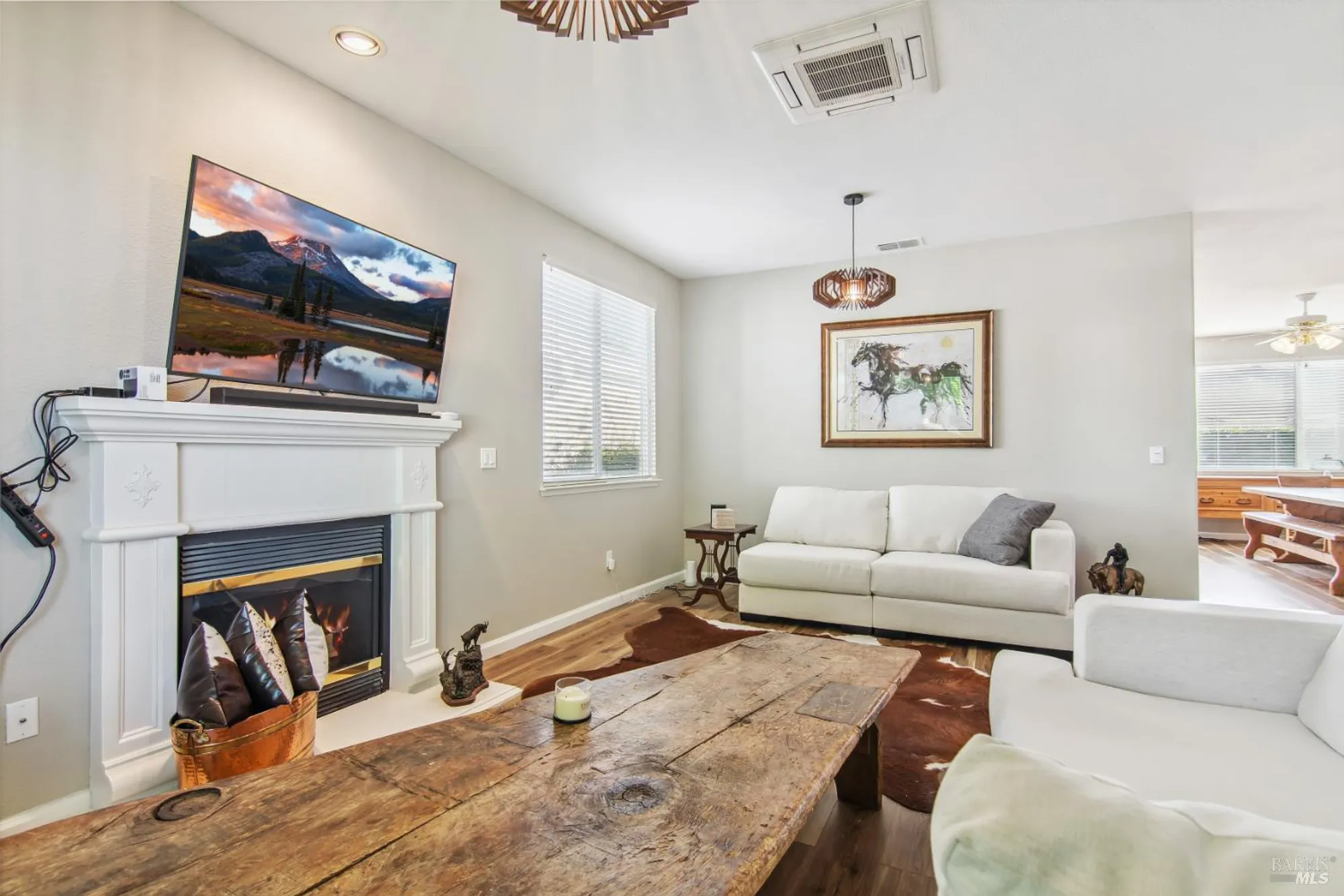 Property Slideshow image 9 of 57 | 670 turnberry ter, Rio Vista, CA, 94571