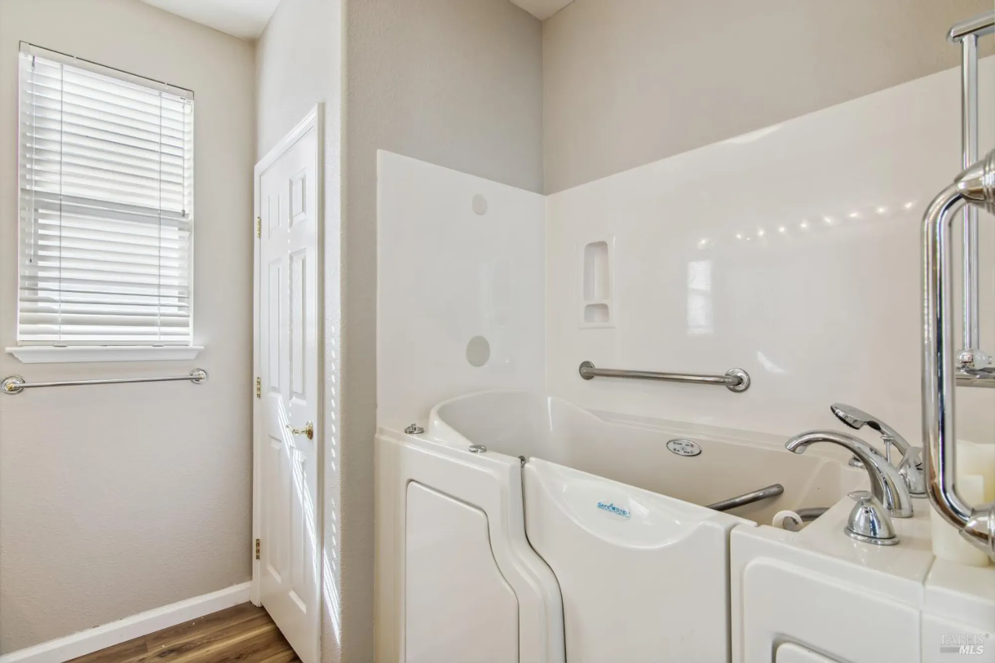 Property Slideshow image 24 of 57 | 670 turnberry ter, Rio Vista, CA, 94571