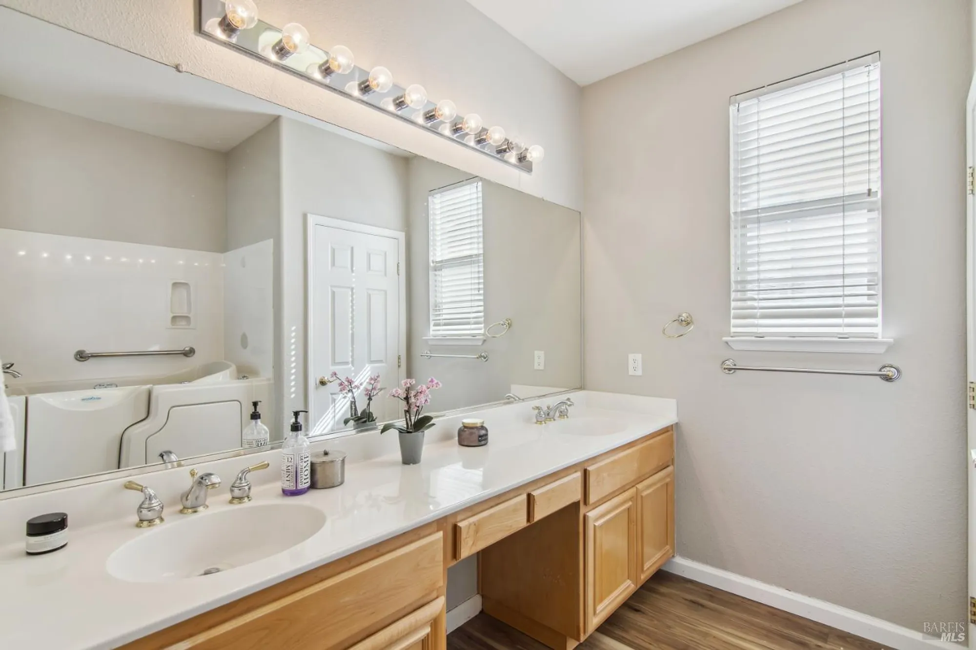 Property Slideshow image 23 of 57 | 670 turnberry ter, Rio Vista, CA, 94571