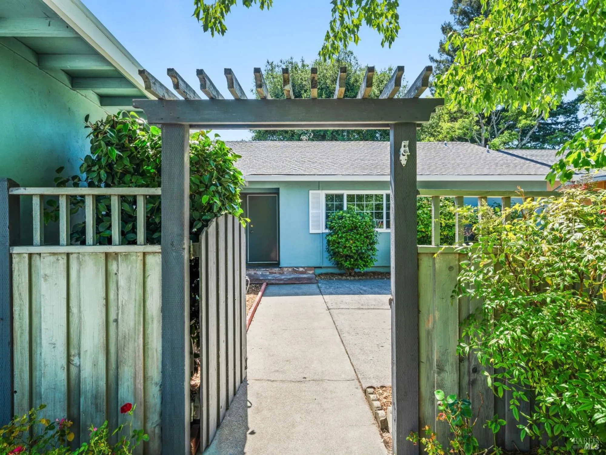 Property Slideshow image 2 of 36 | 145 temelec cir, Sonoma, CA, 95476