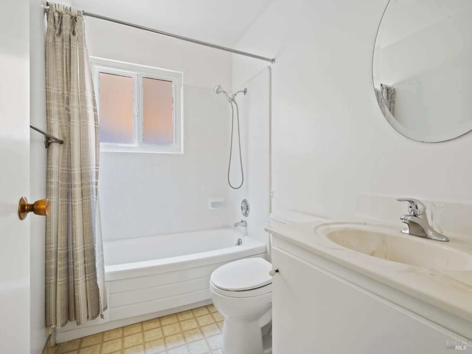 Property Slideshow image 20 of 36 | 145 temelec cir, Sonoma, CA, 95476