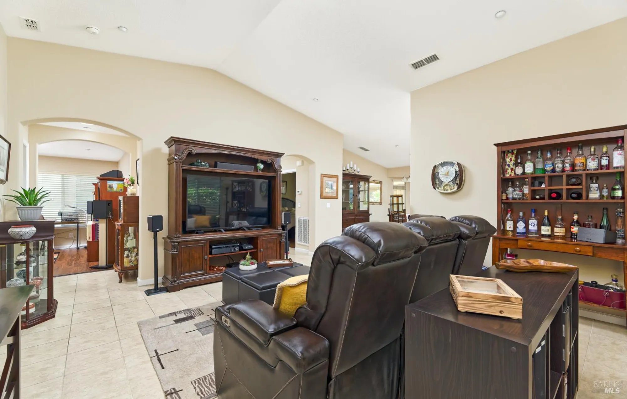 Property Slideshow image 5 of 24 | 417 anglebrook, Rio Vista, CA, 94571