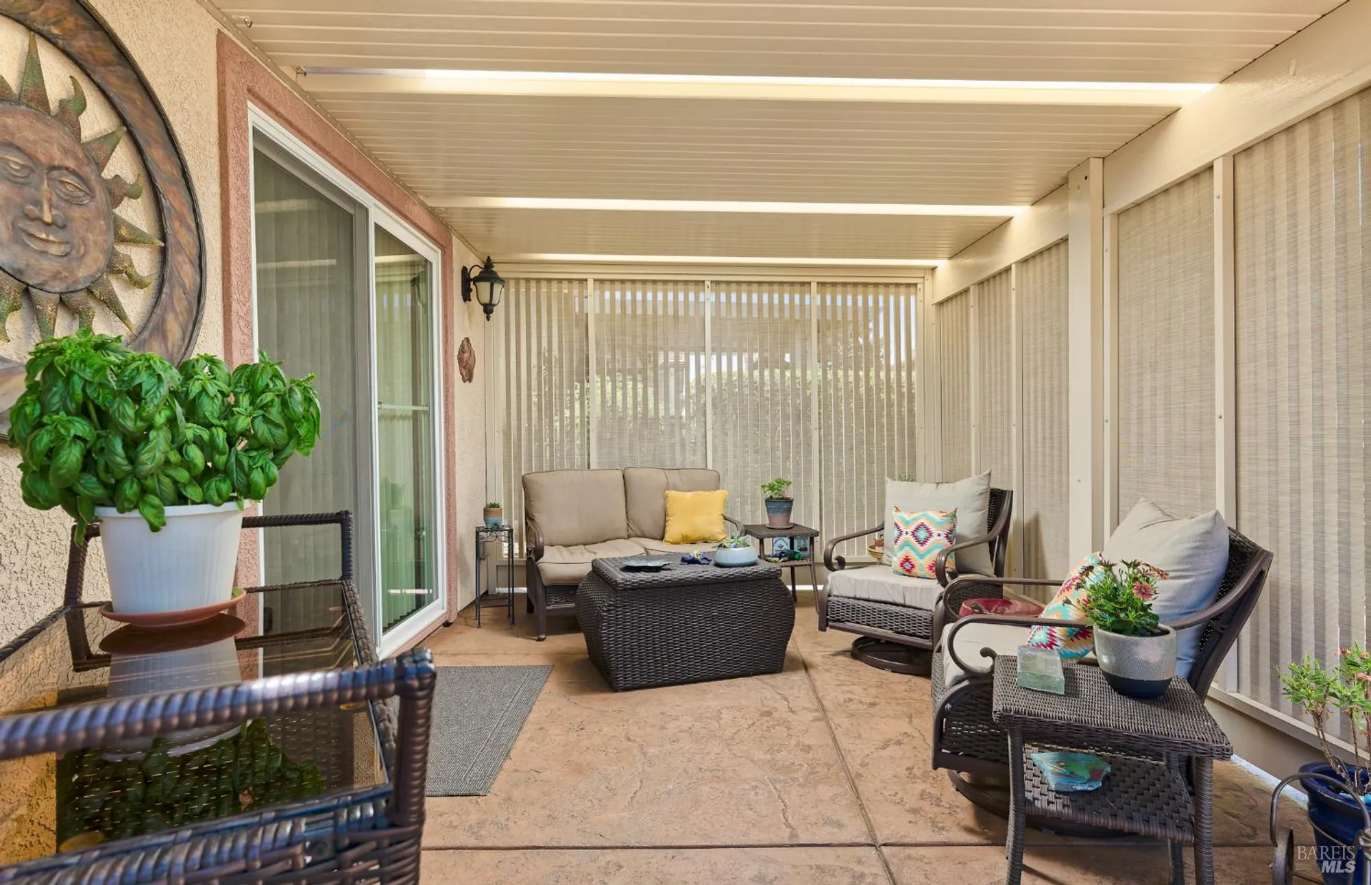 Property Slideshow image 22 of 24 | 417 anglebrook, Rio Vista, CA, 94571