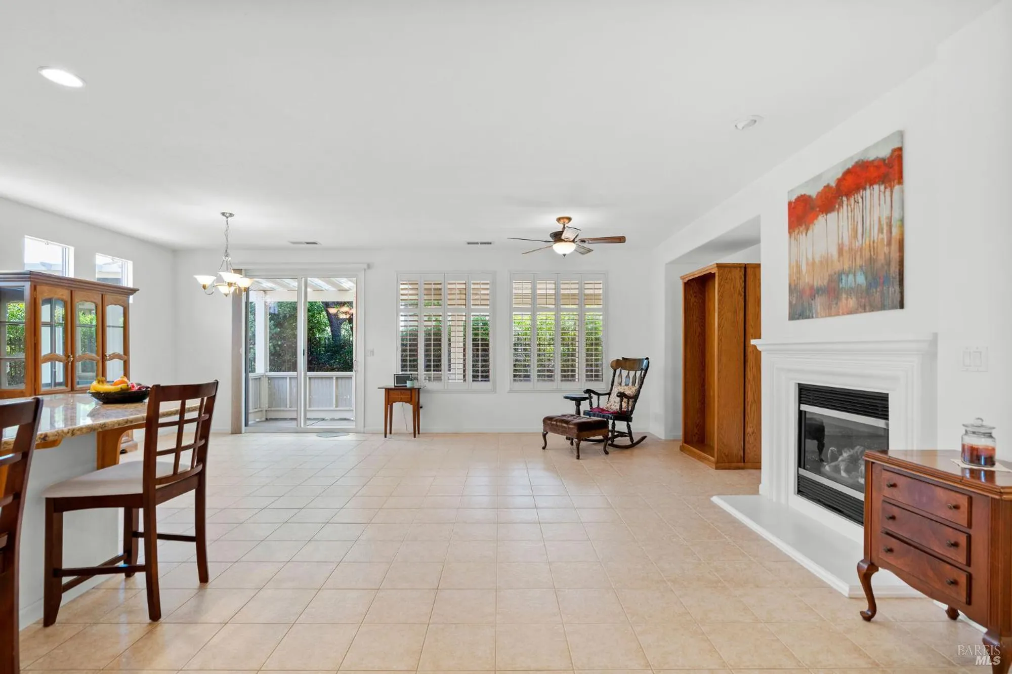 Property Slideshow image 14 of 69 | 611 twin lakes ln, Rio Vista, CA, 94571