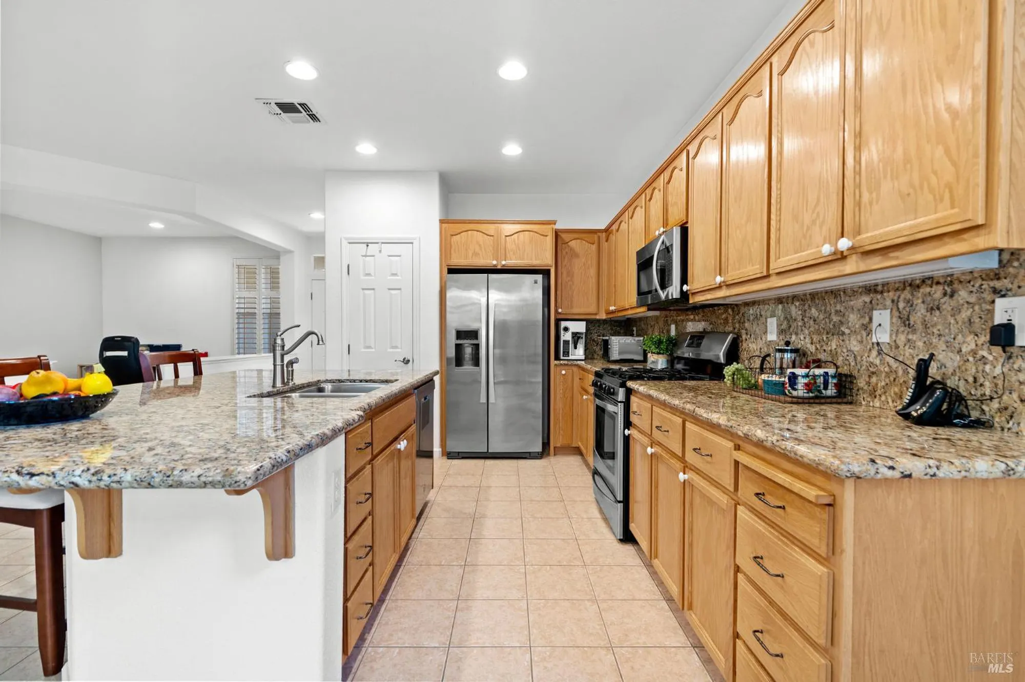 Property Slideshow image 11 of 69 | 611 twin lakes ln, Rio Vista, CA, 94571