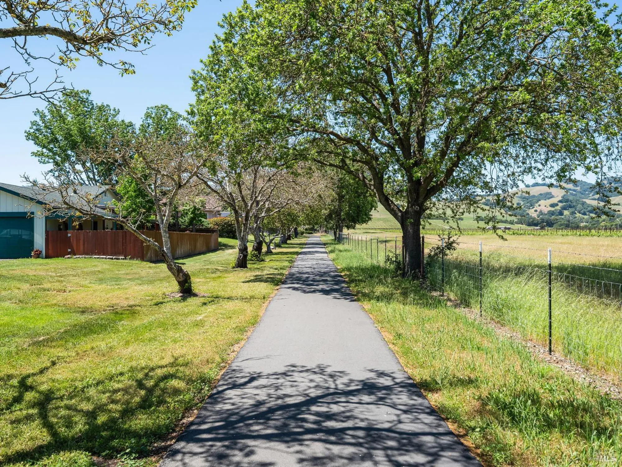 Property Slideshow image 32 of 36 | 145 temelec cir, Sonoma, CA, 95476
