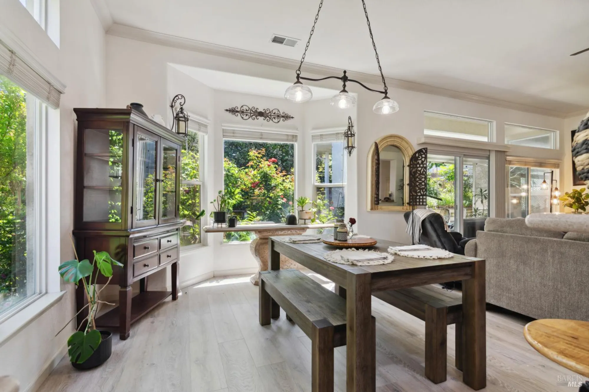 Property Slideshow image 21 of 67 | 602 summerset dr, Rio Vista, CA, 94571