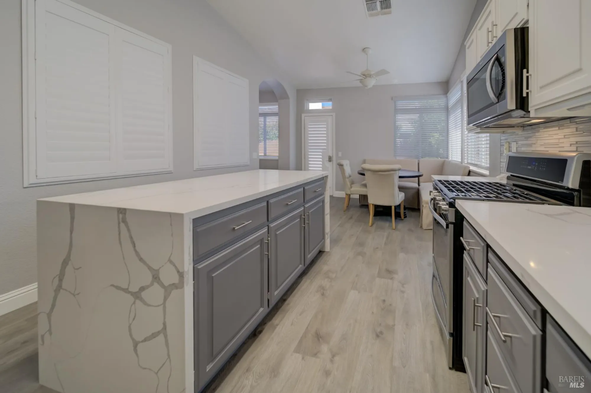 Property Slideshow image 12 of 31 | 142 bounty ln, Vacaville, CA, 95687