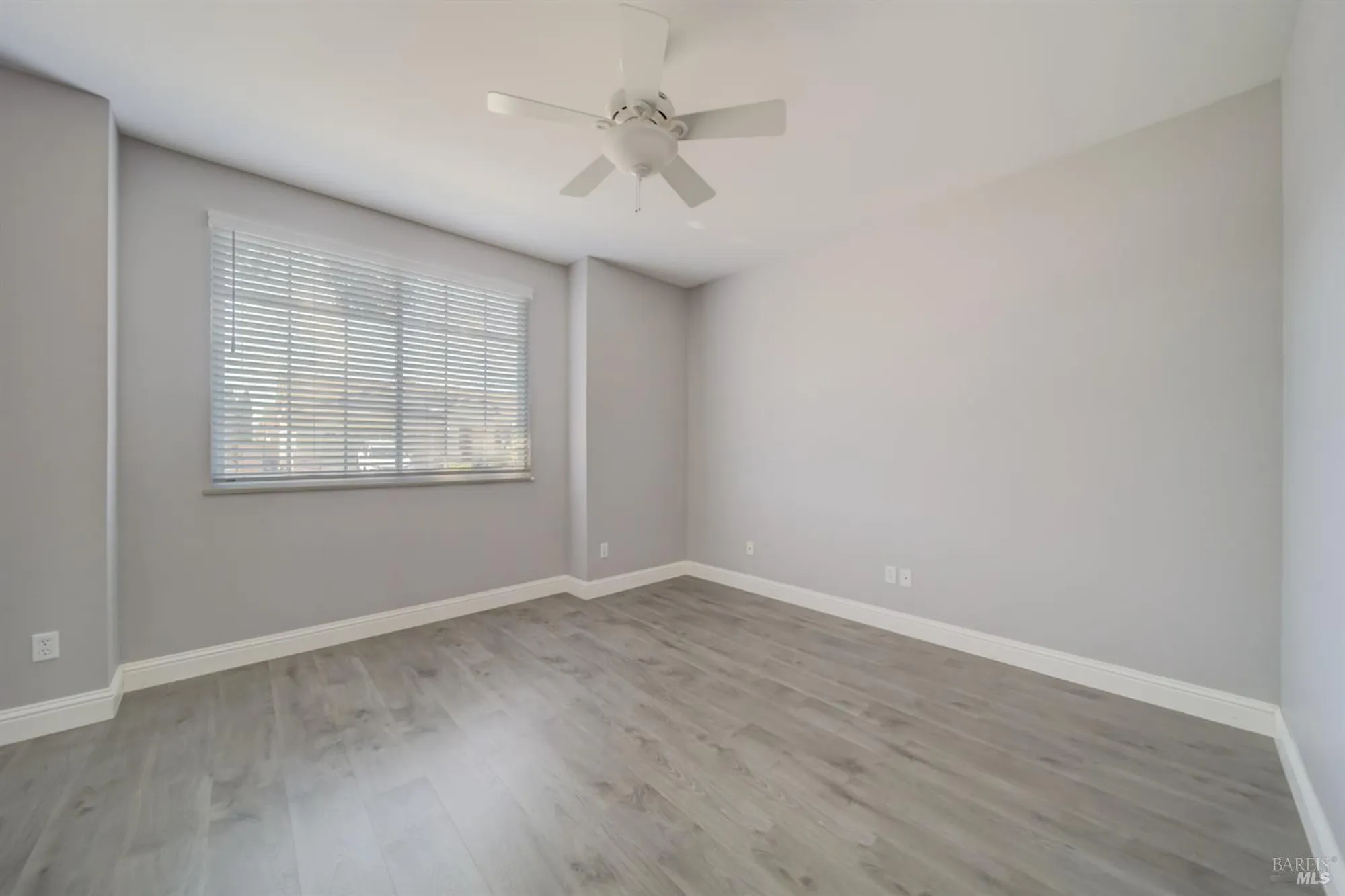 Property Slideshow image 17 of 31 | 142 bounty ln, Vacaville, CA, 95687