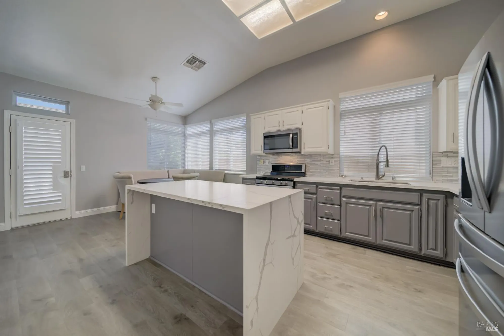 Property Slideshow image 8 of 31 | 142 bounty ln, Vacaville, CA, 95687