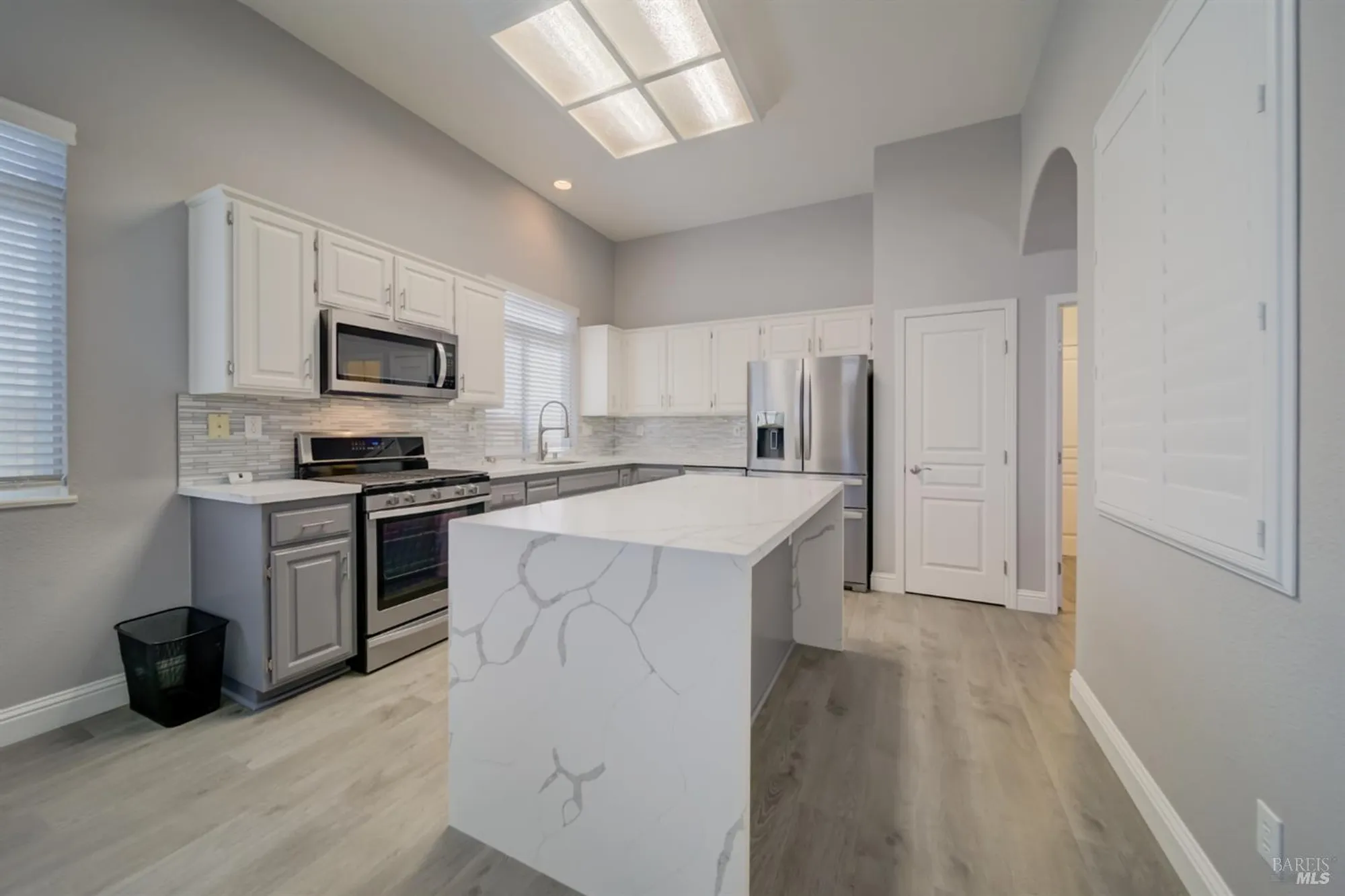 Property Slideshow image 9 of 31 | 142 bounty ln, Vacaville, CA, 95687