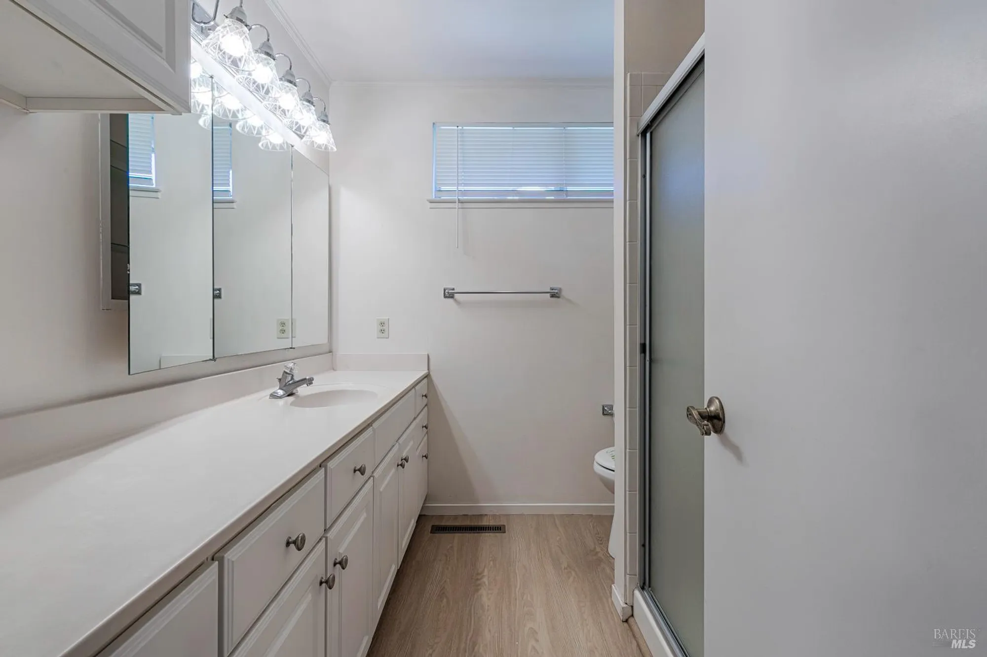 Property Slideshow image 18 of 29 | 7315 oakmont dr, Santa Rosa, CA, 95409