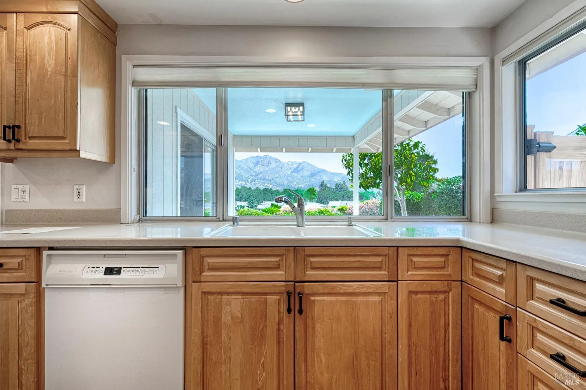 Property Slideshow image 8 of 29 | 7315 oakmont dr, Santa Rosa, CA, 95409