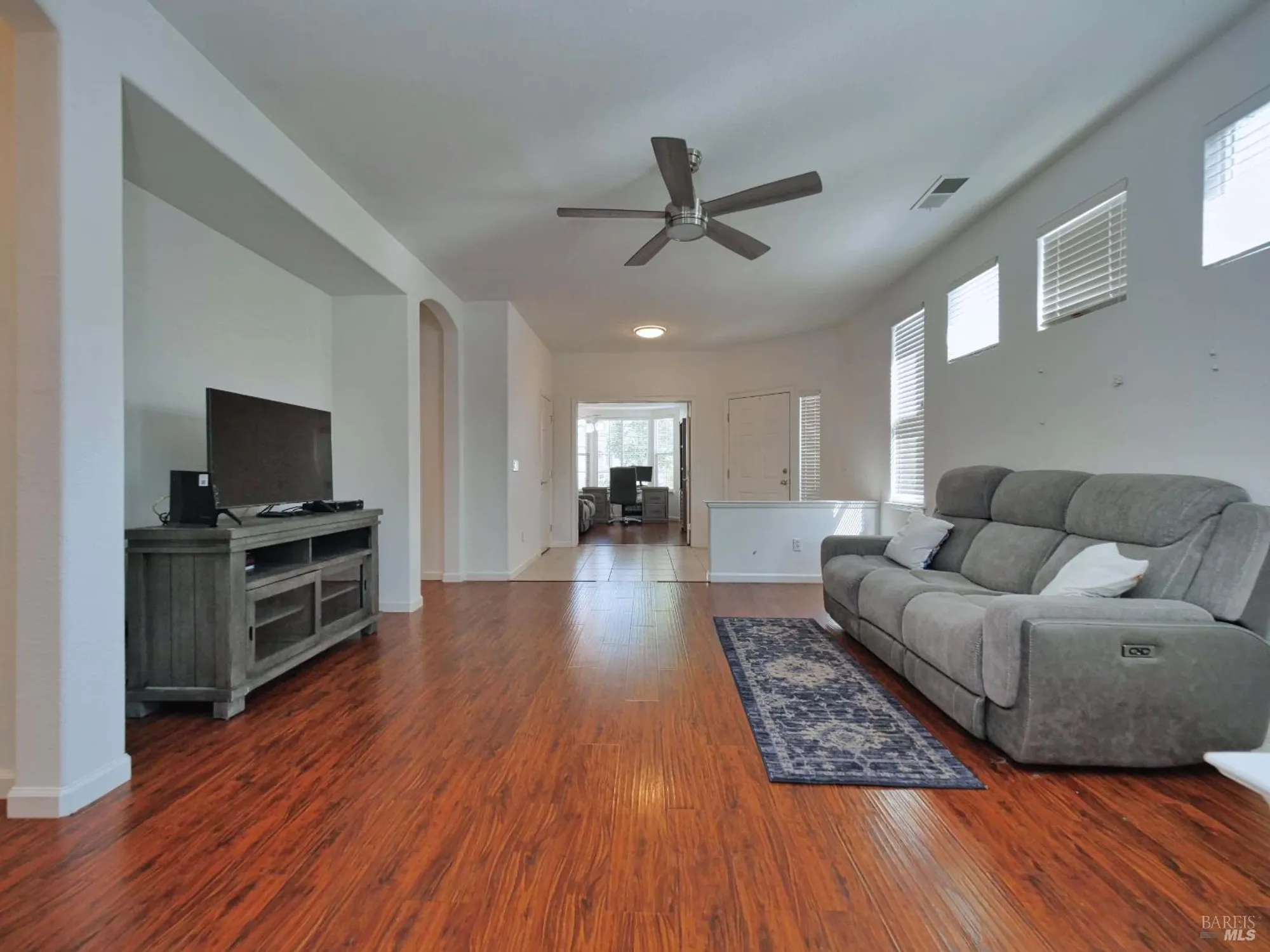 Property Slideshow image 4 of 40 | 659 pinehurst dr ca, Rio Vista, CA, 94571