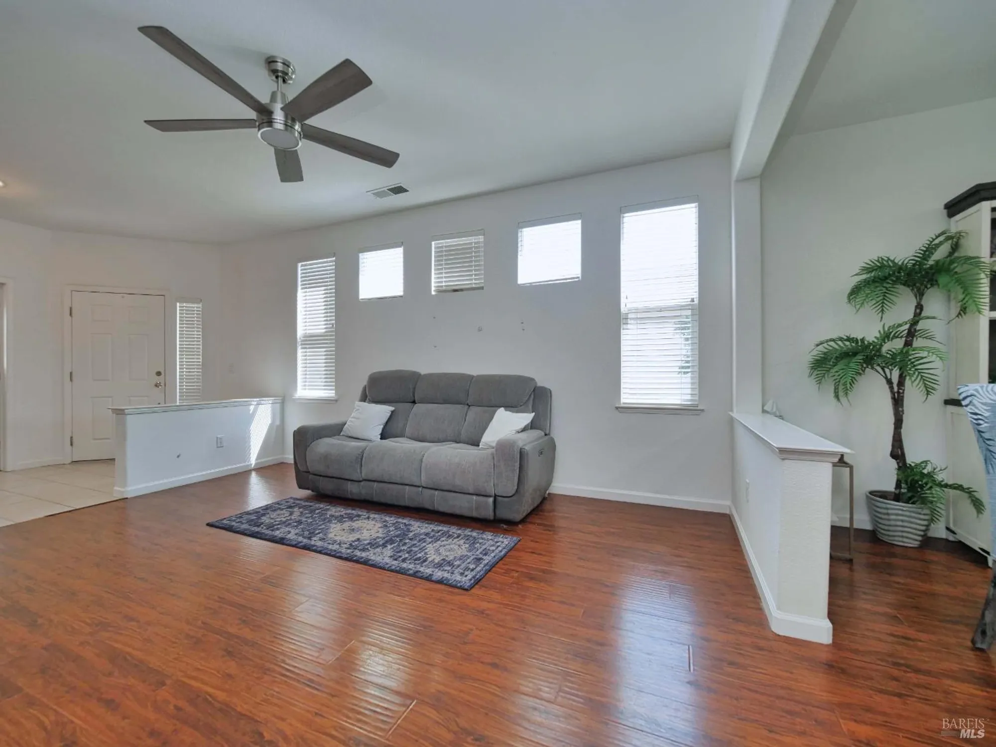 Property Slideshow image 5 of 40 | 659 pinehurst dr ca, Rio Vista, CA, 94571